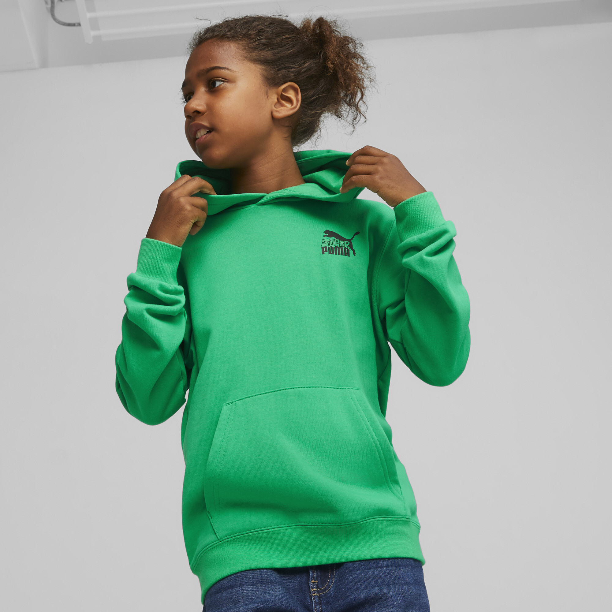 Classics SUPER PUMA Hoodie In Green, Size 11-12 Youth