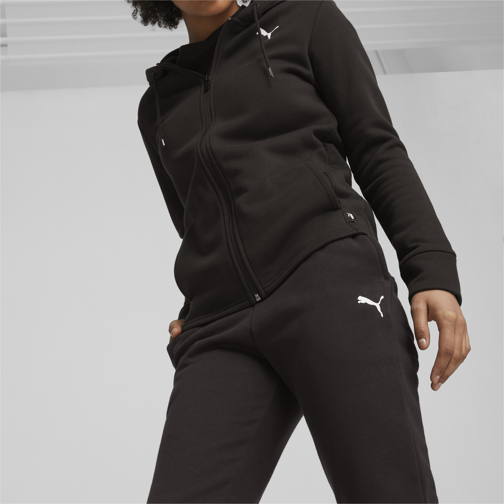 Women's Puma Classics Hooded FL Tracksuit, Black, Size S, Clothing