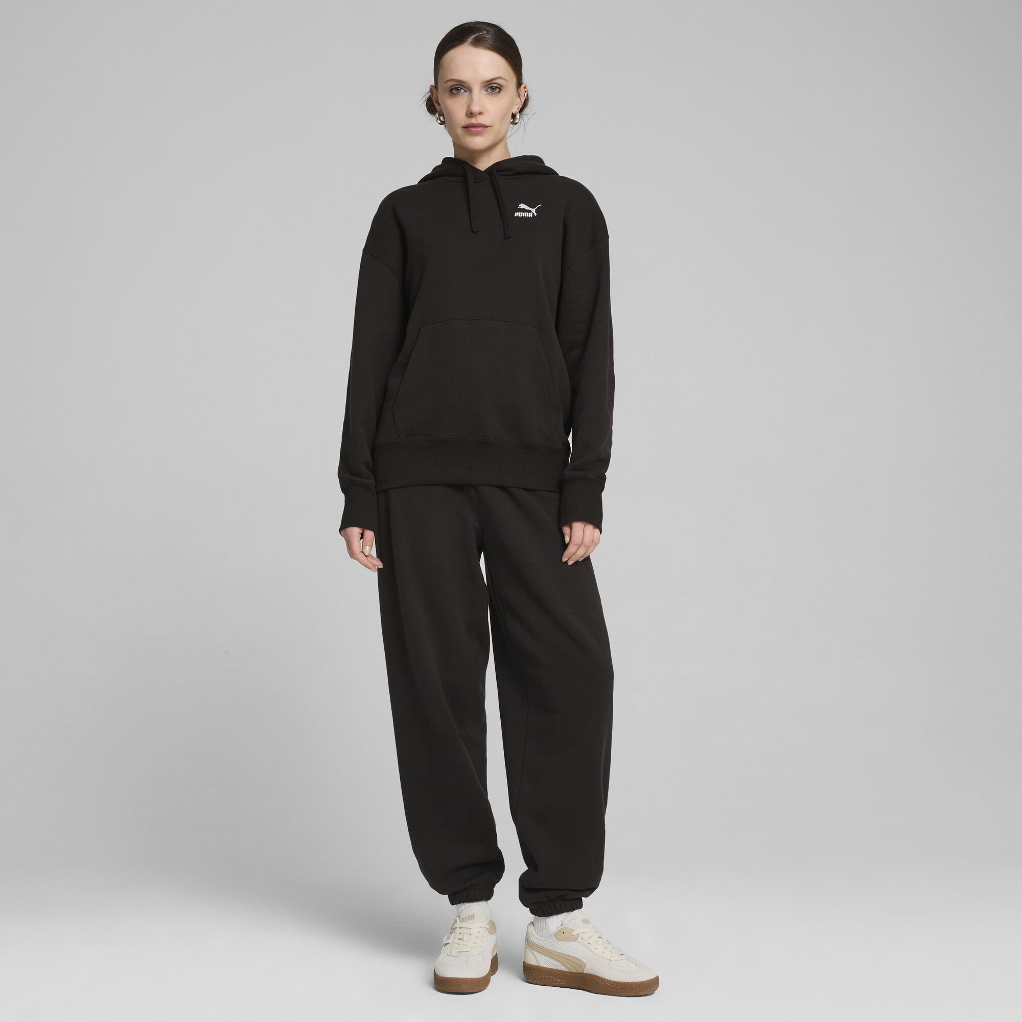 Women's Puma BETTER CLASSICS Hoodie, Black, Size M, Clothing