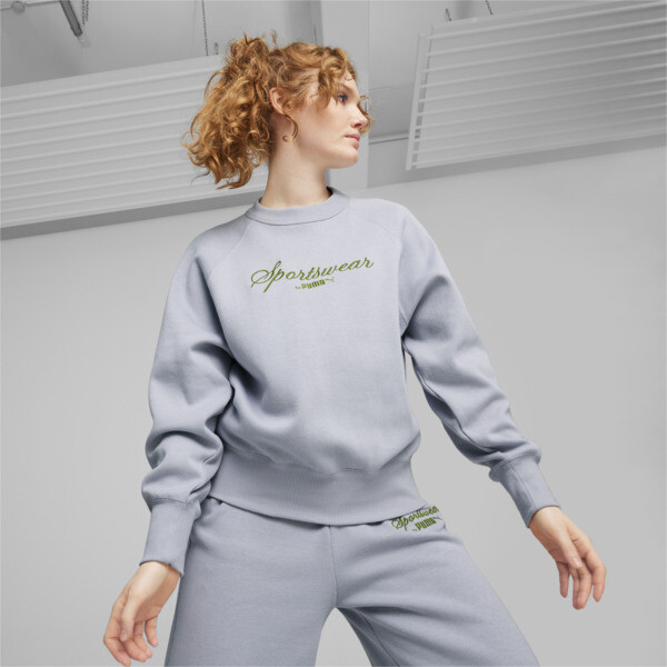 CLASSICS Women s Relaxed Sweatshirt gray PUMA
