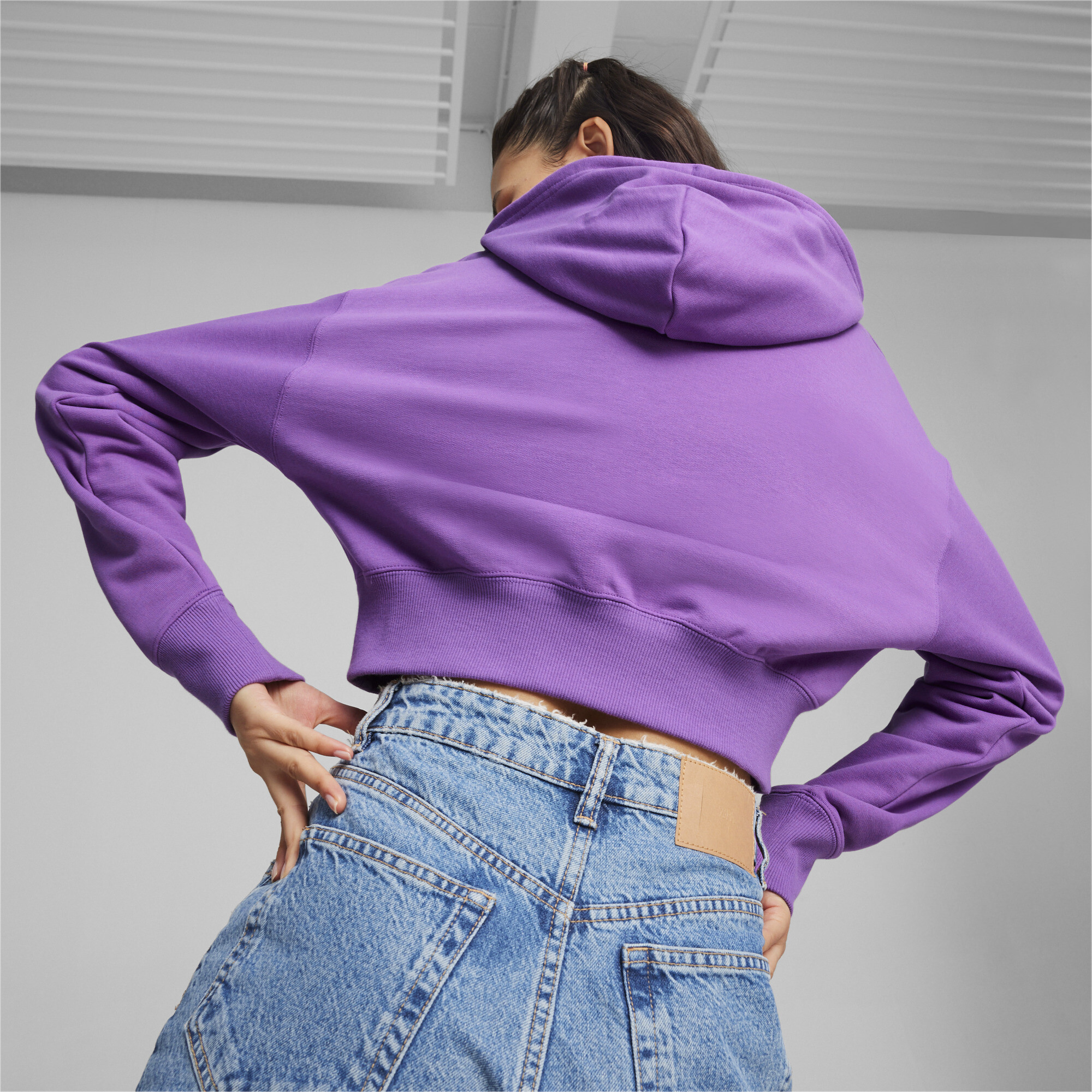 Women's PUMA TEAM Cropped Hoodie In Purple, Size XL