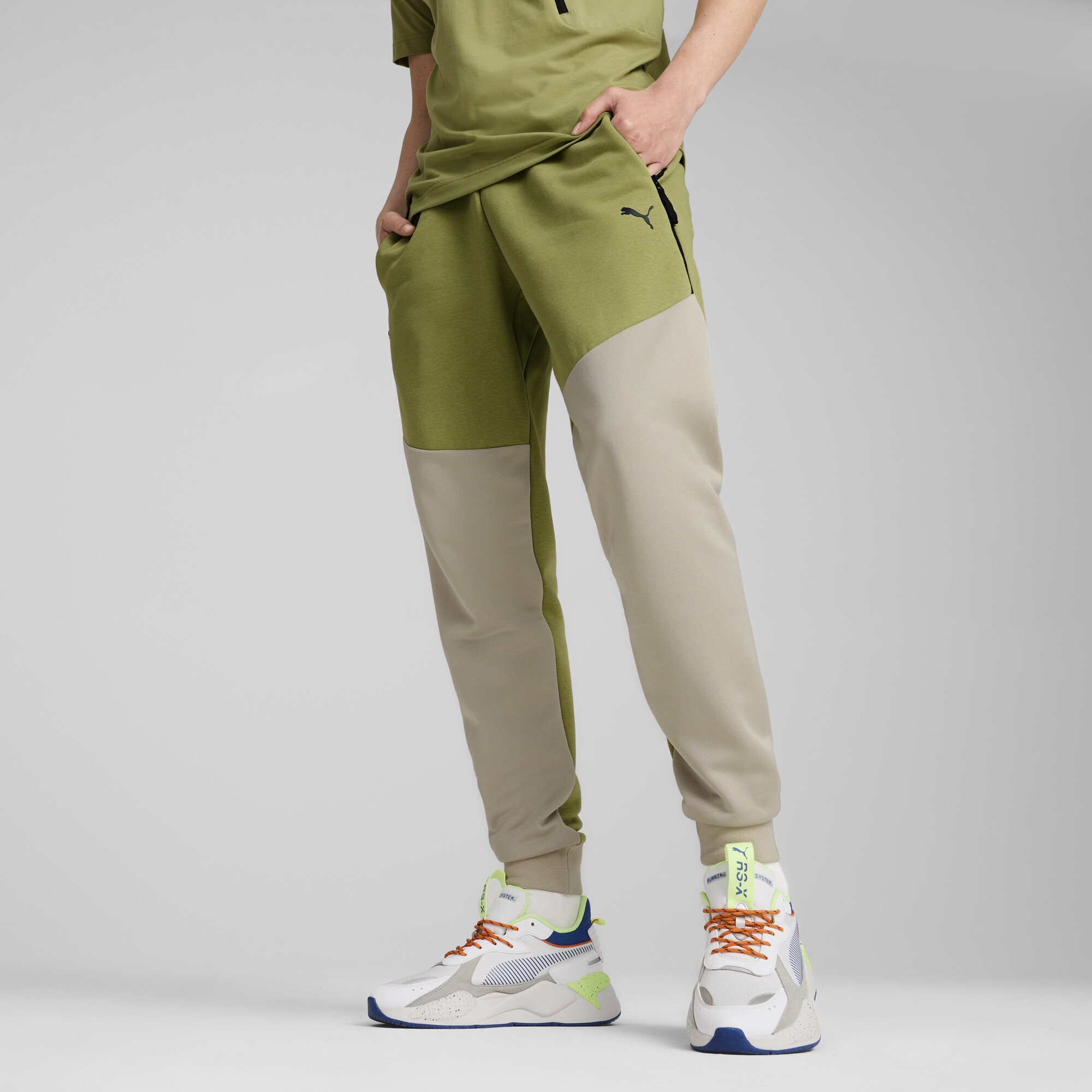 PumaTECH Jogginghose Herren | Mit Color Blocking | Calming Green | Größe: S