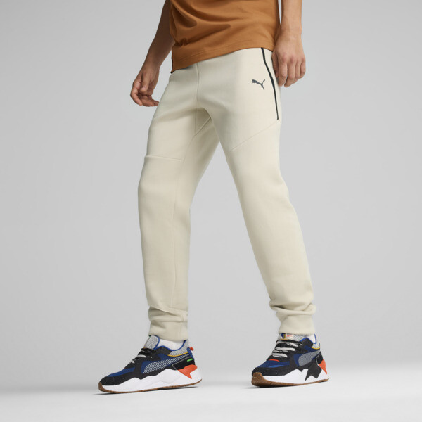 PUMATECH Men's Track Pants, Desert Dust, swatch-ZAF