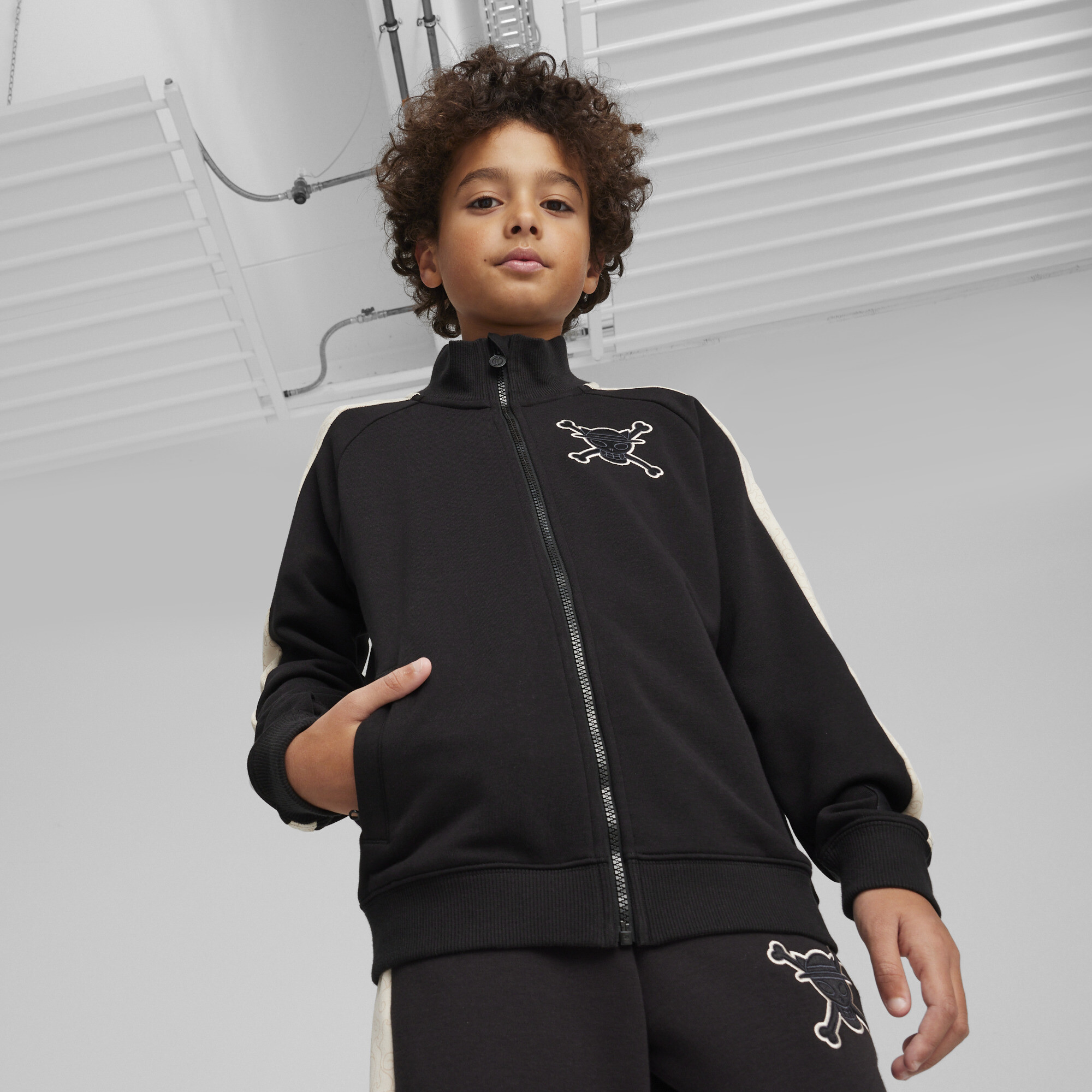 PUMA X ONE PIECE YouthT7 Jacket In Black, Size 7-8 Youth