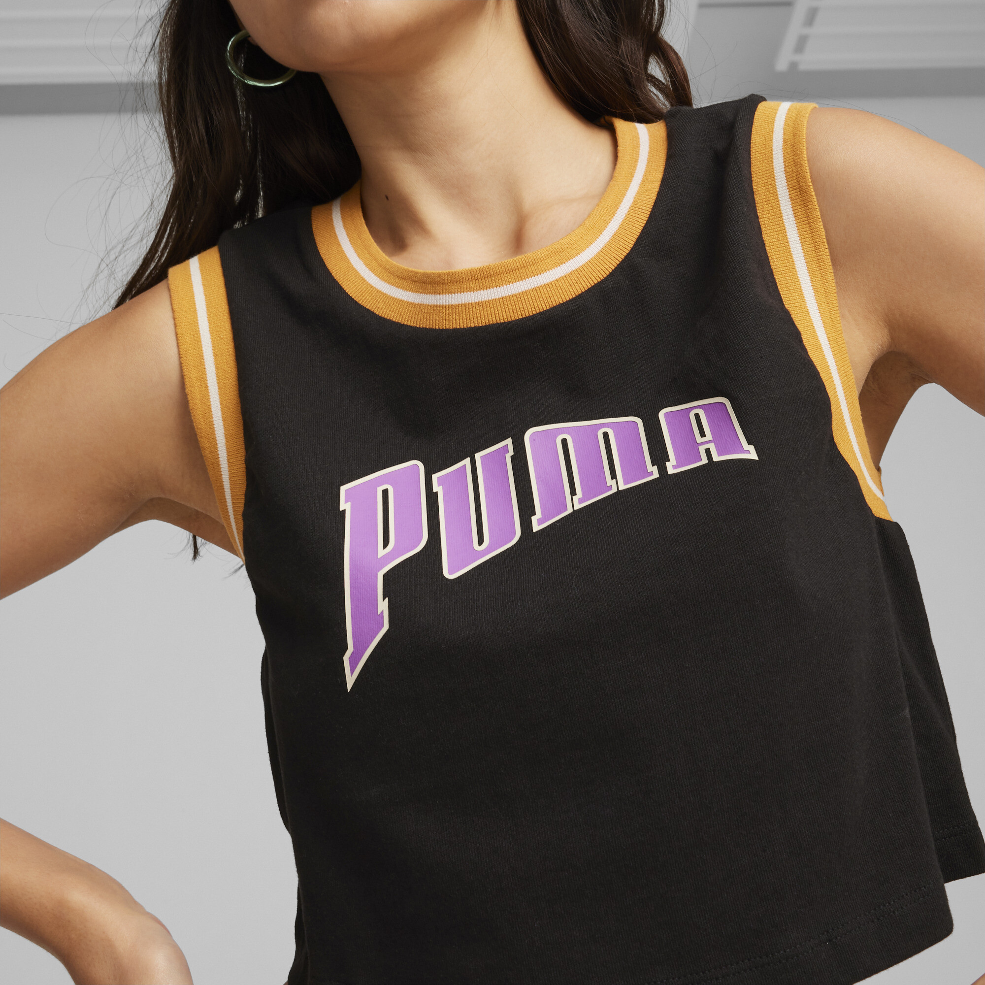 Women's PUMA TEAM Graphic Crop Top In Black, Size Medium, Cotton