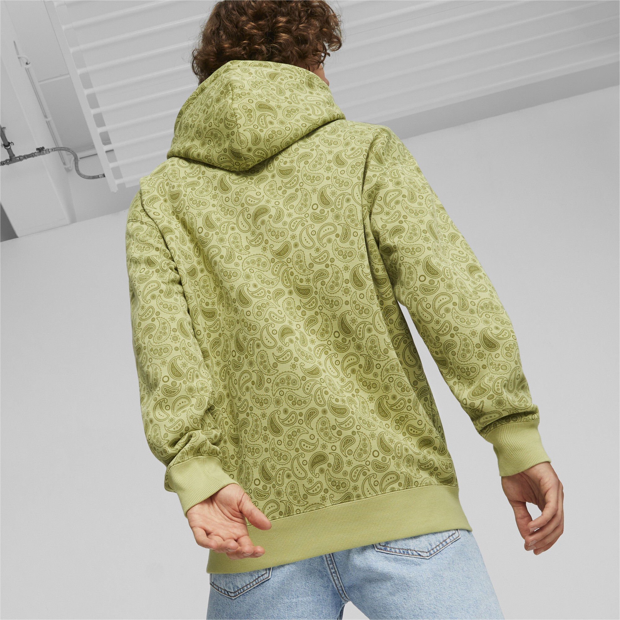 Men's PUMA CLASSICS PAISLEYLUXE Hoodie In Green, Size XS