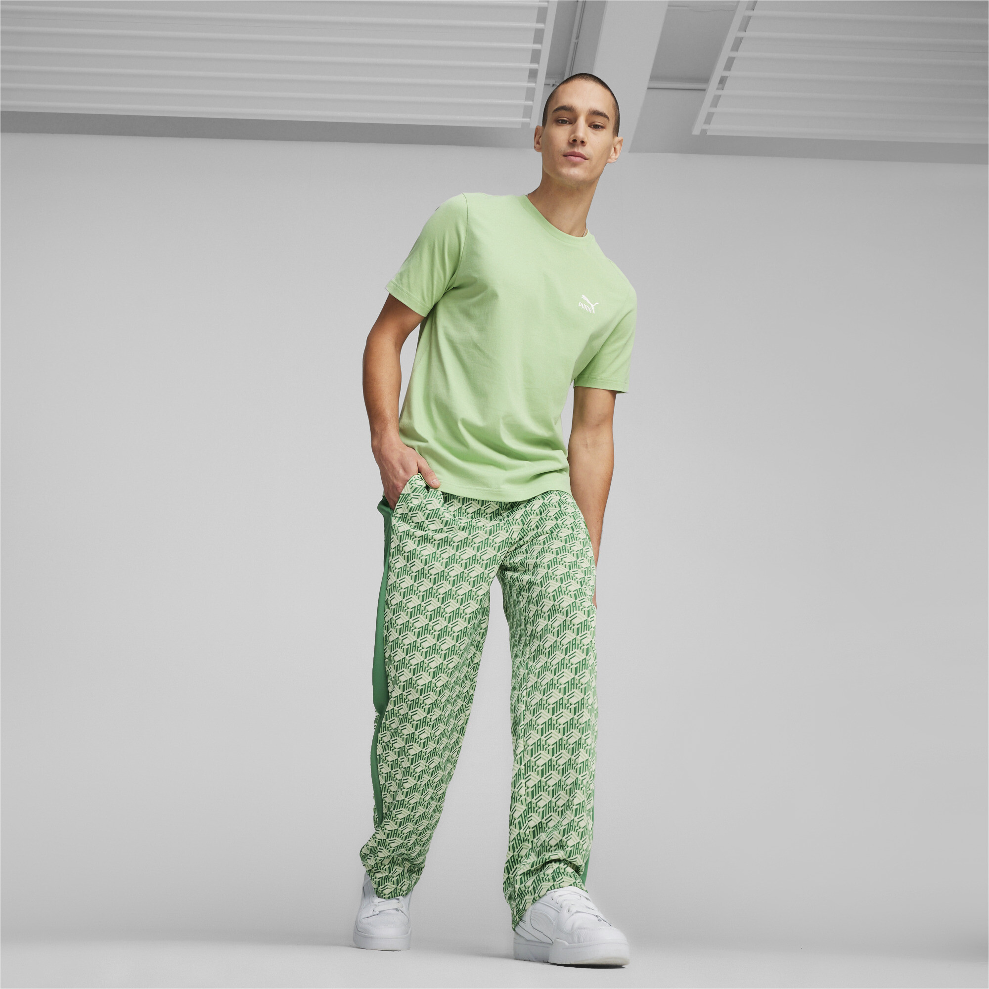 Men's Puma T7's Straight Track Pants, Green, Size M, Clothing