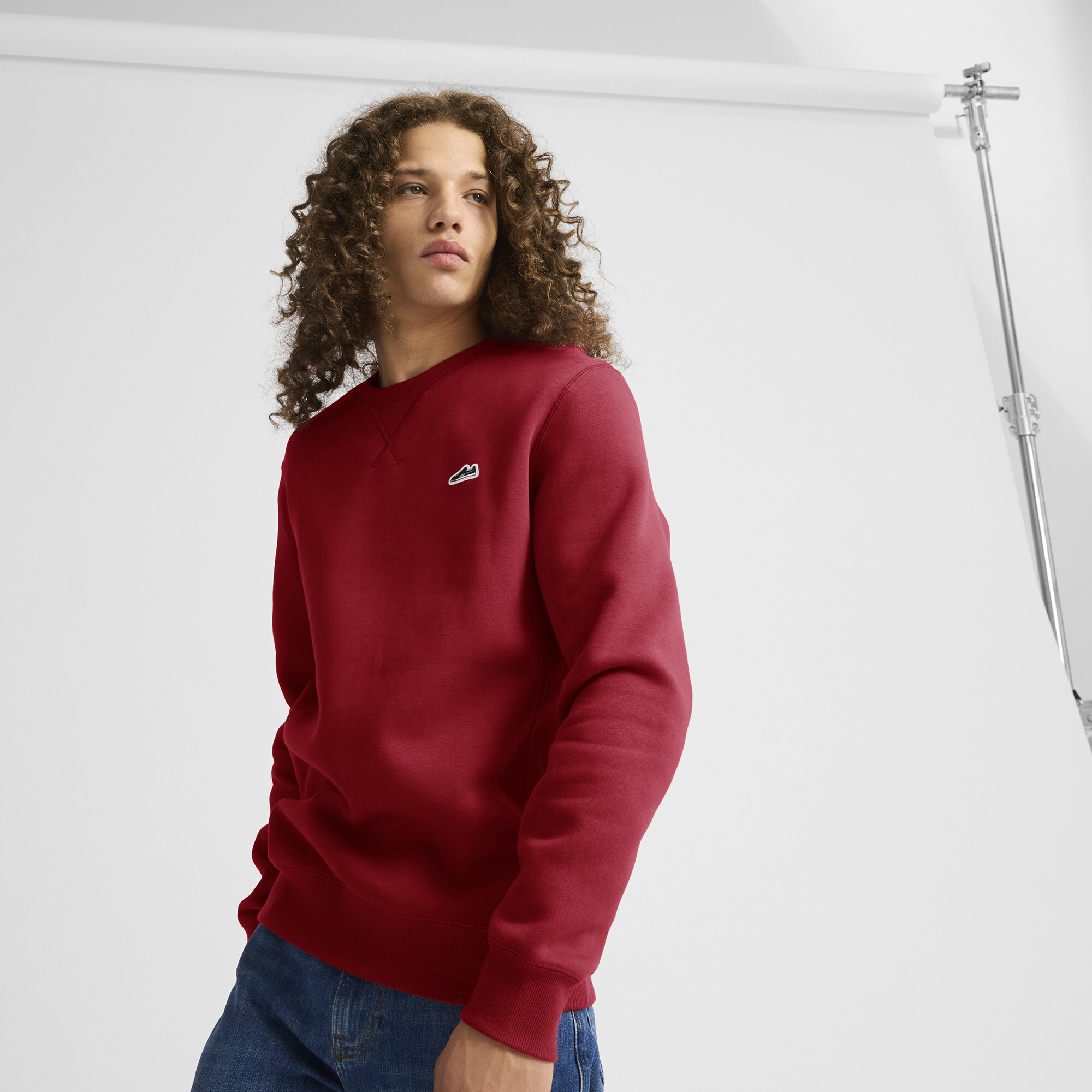 PUMA Men's Suede Logo Crew Neck Sweatshirt