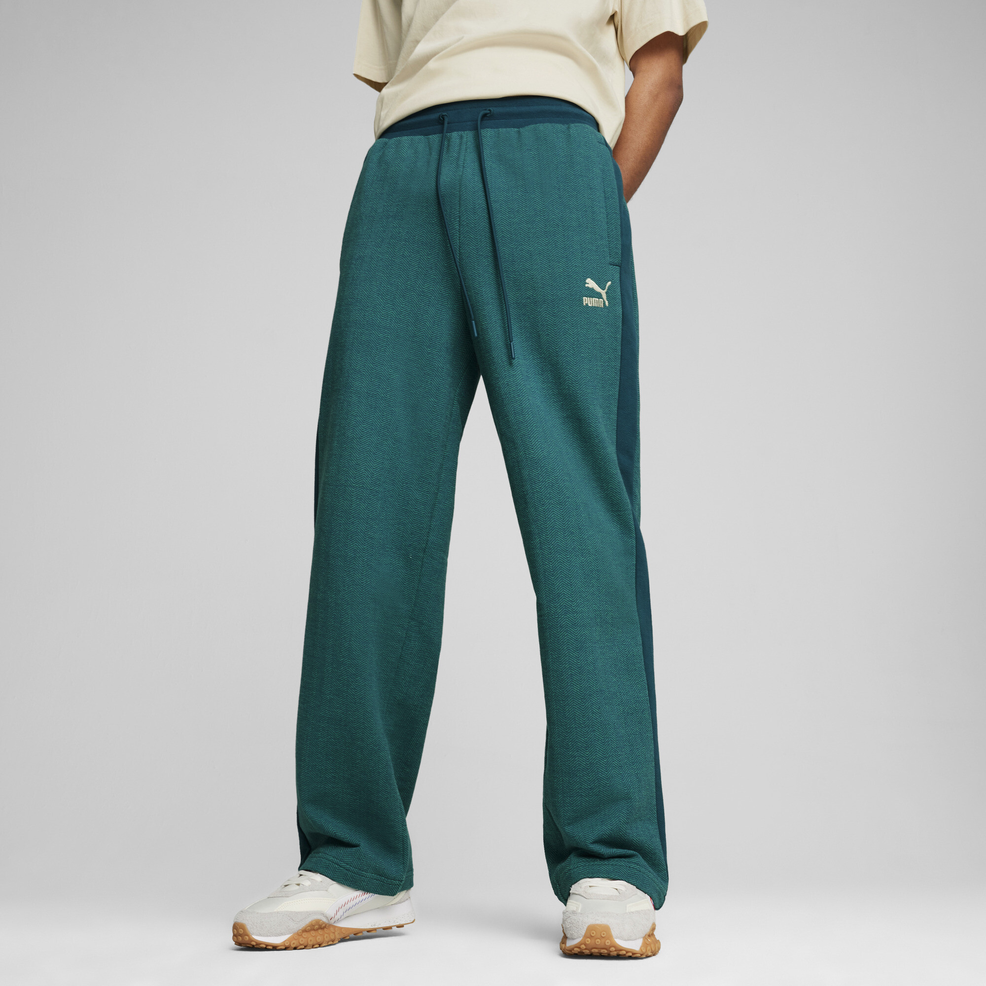 T7 Relaxed Track Pants Men