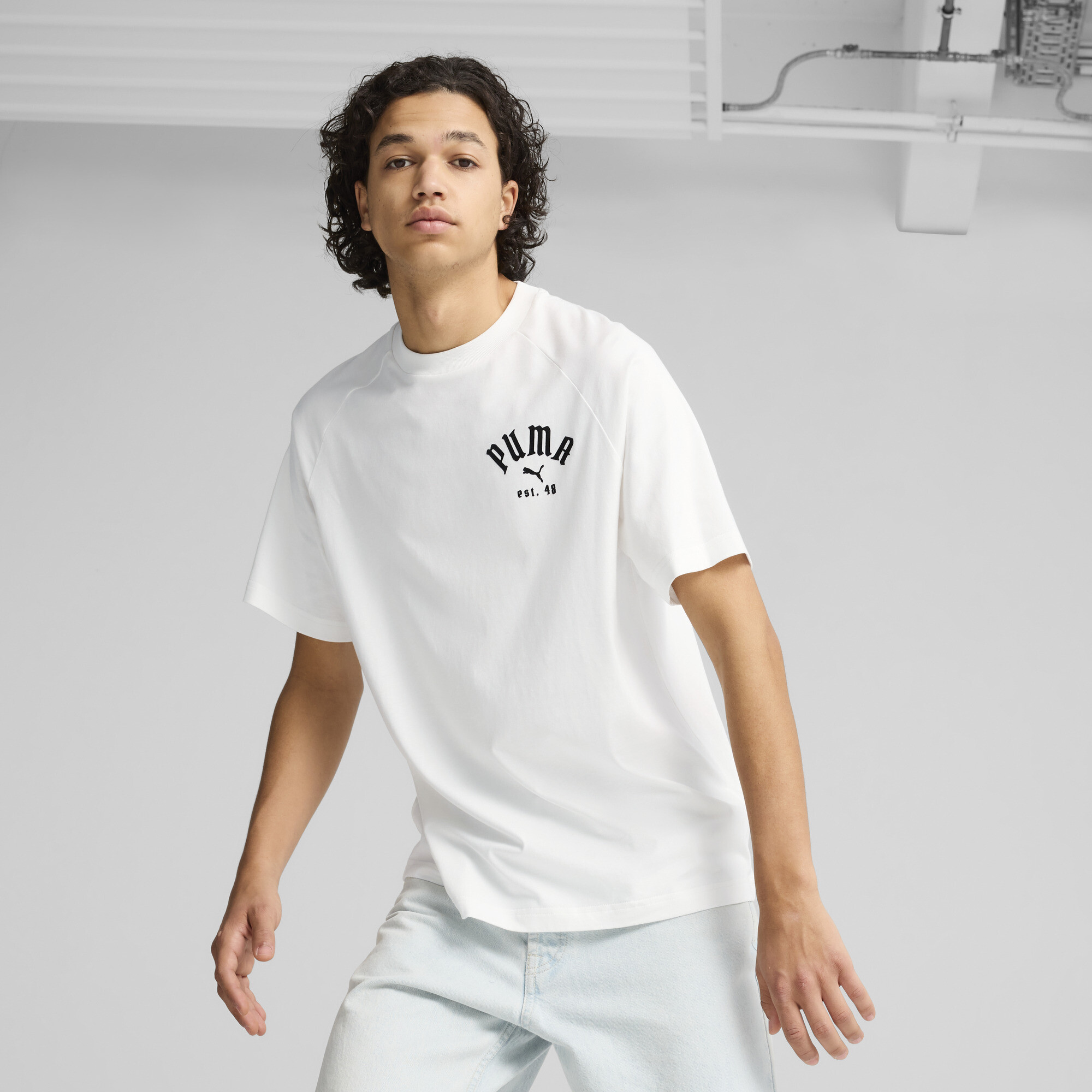 Puma PLAY LOUD CLASSICS Relaxed Graphic T-Shirt Herren | Mit Print | White | Größe: S