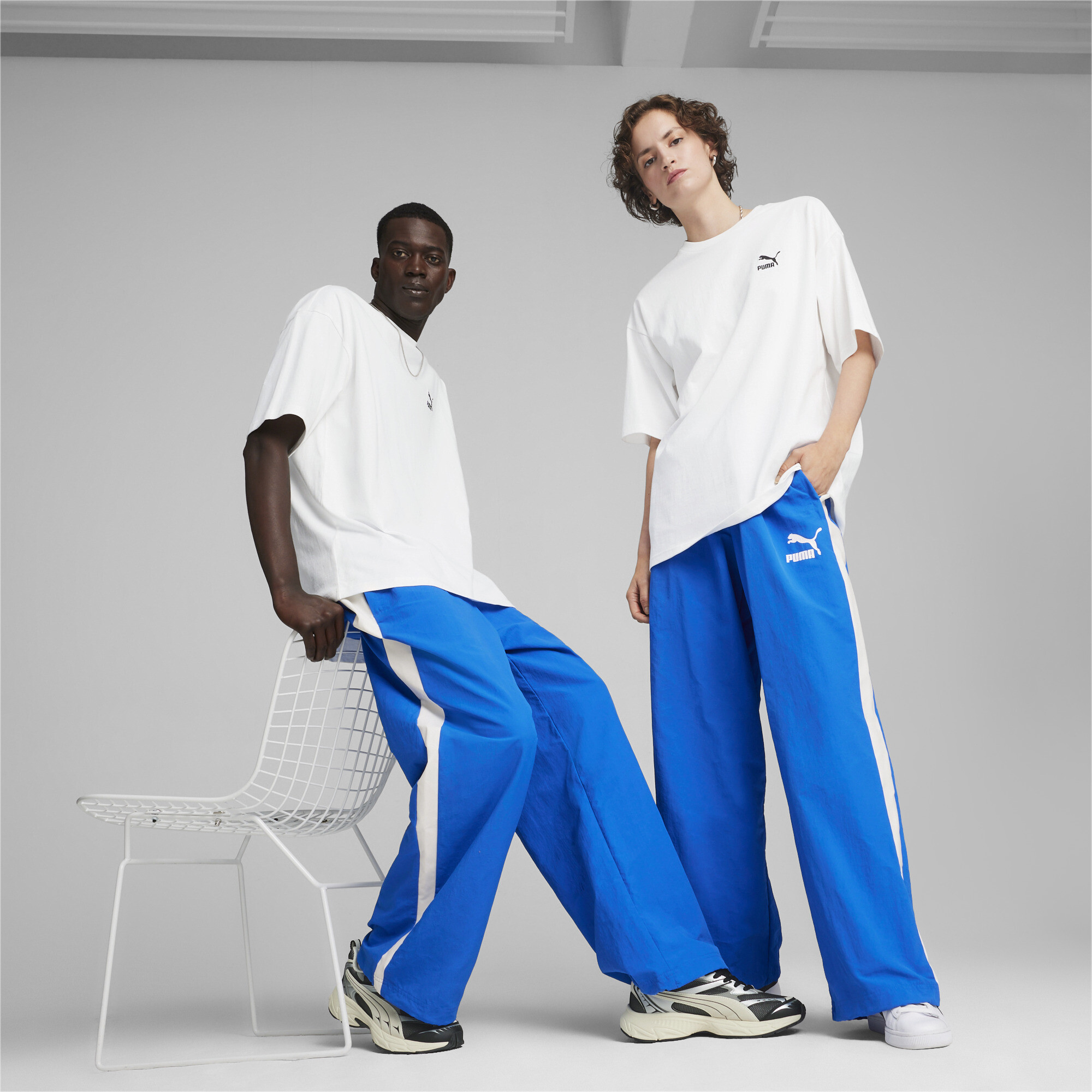 T7 Oversized Track Pants Unisex | Pants | PUMA