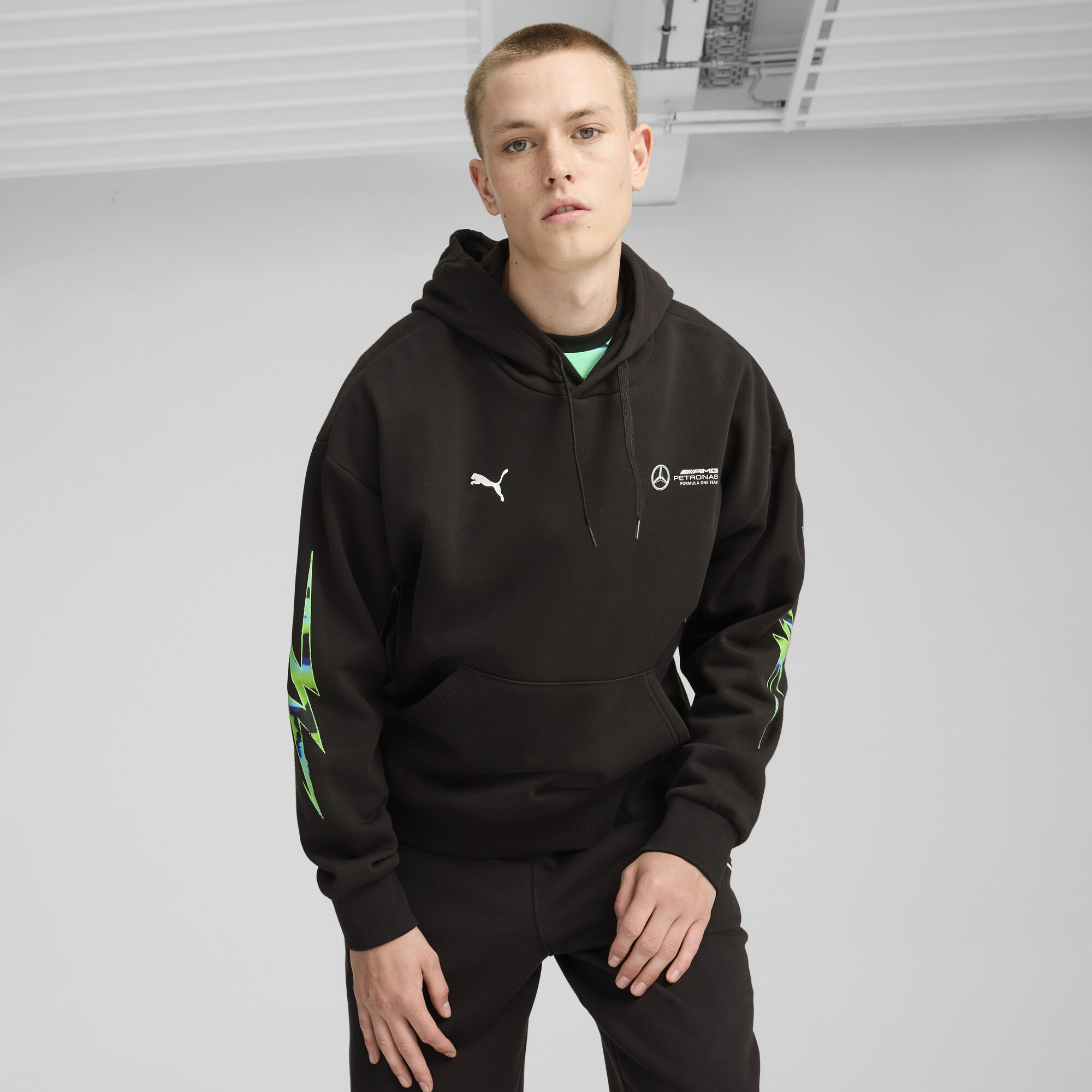 Puma Mercedes-AMG Petronas F1® Neon Energy Hoodie Herren | Mit Plain | Black | Größe: S