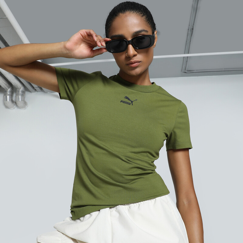 

Women's PUMA Classics Slim Fit T-shirt