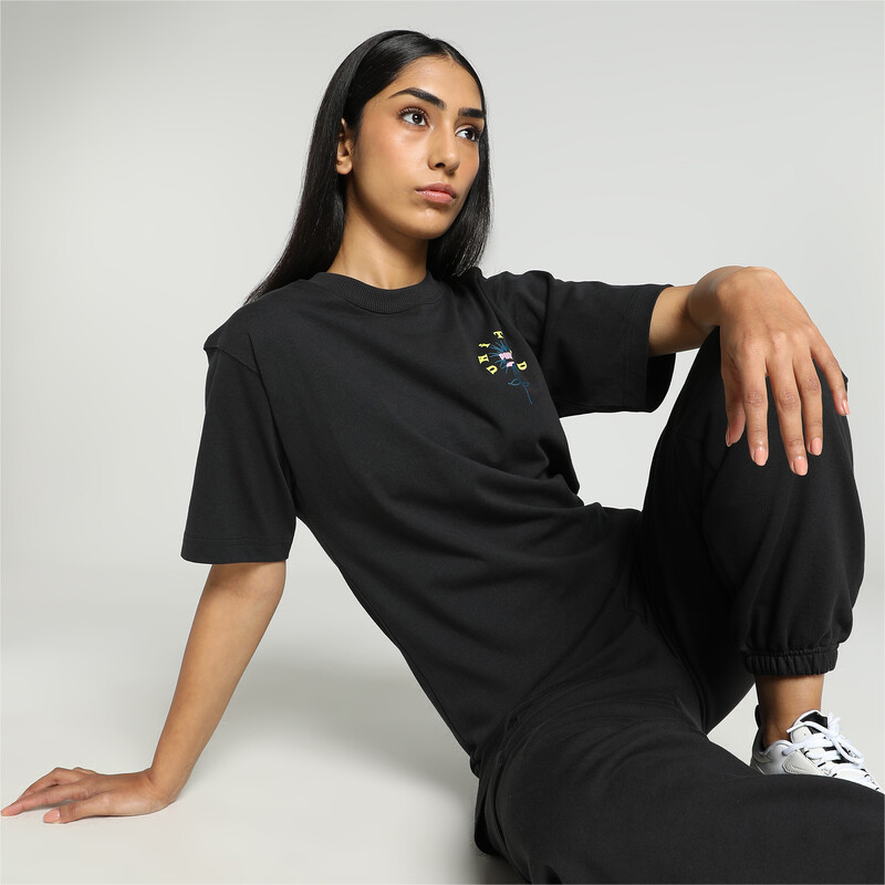 Women's PUMA DOWNTOWN Relaxed Fit Graphic T-shirt in Black size M
