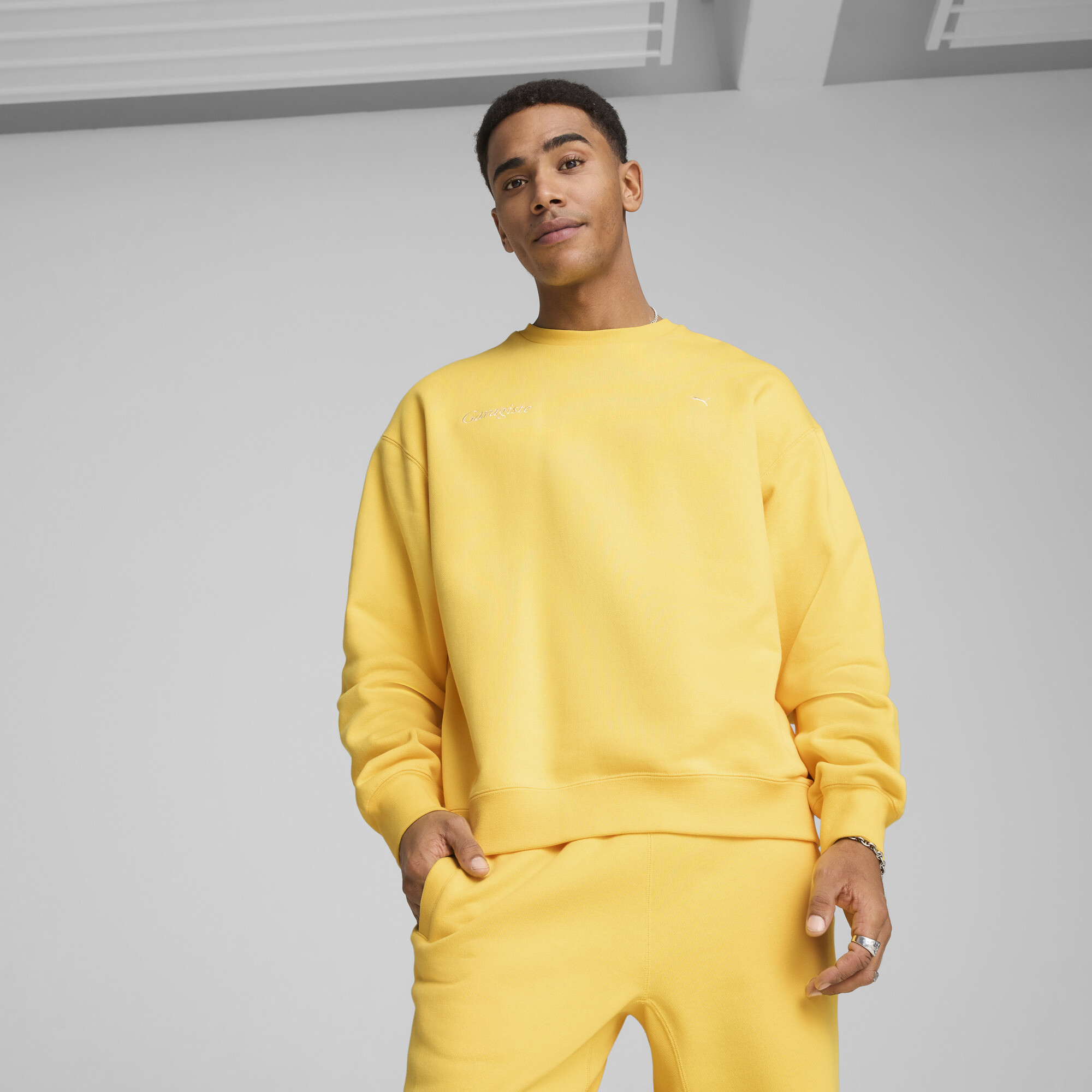 Puma MMQ Crewneck mit Grafik Herren | Mit Plain | Sunny Yellow | Größe: M