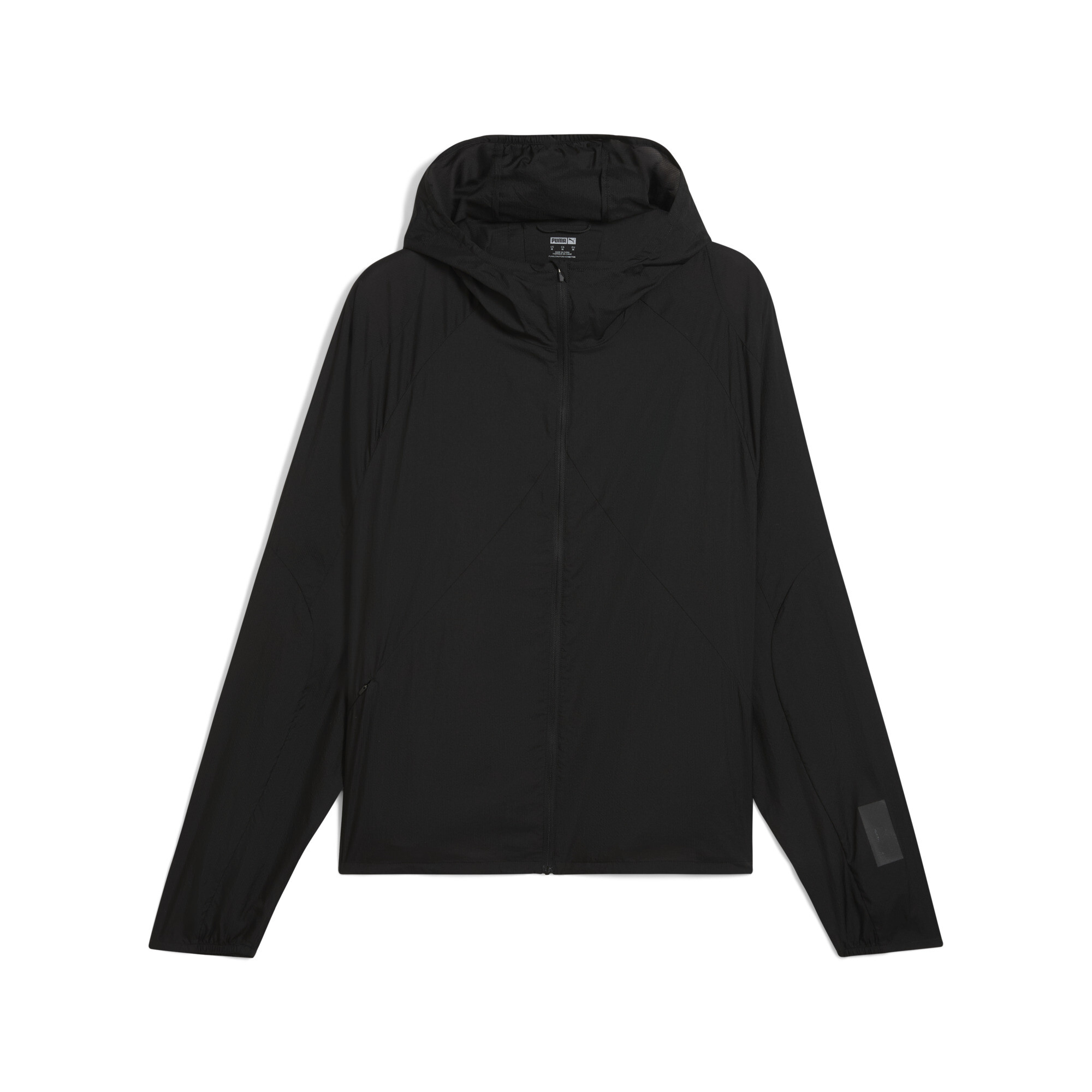 商品情報PUMA x HELIOT EMILコレクションより登場する軽量ジャケット。今シーズンのコラボレーションは、トレイルランニングとファッションを融合させた先進的なコレクションです。プーマのスポー