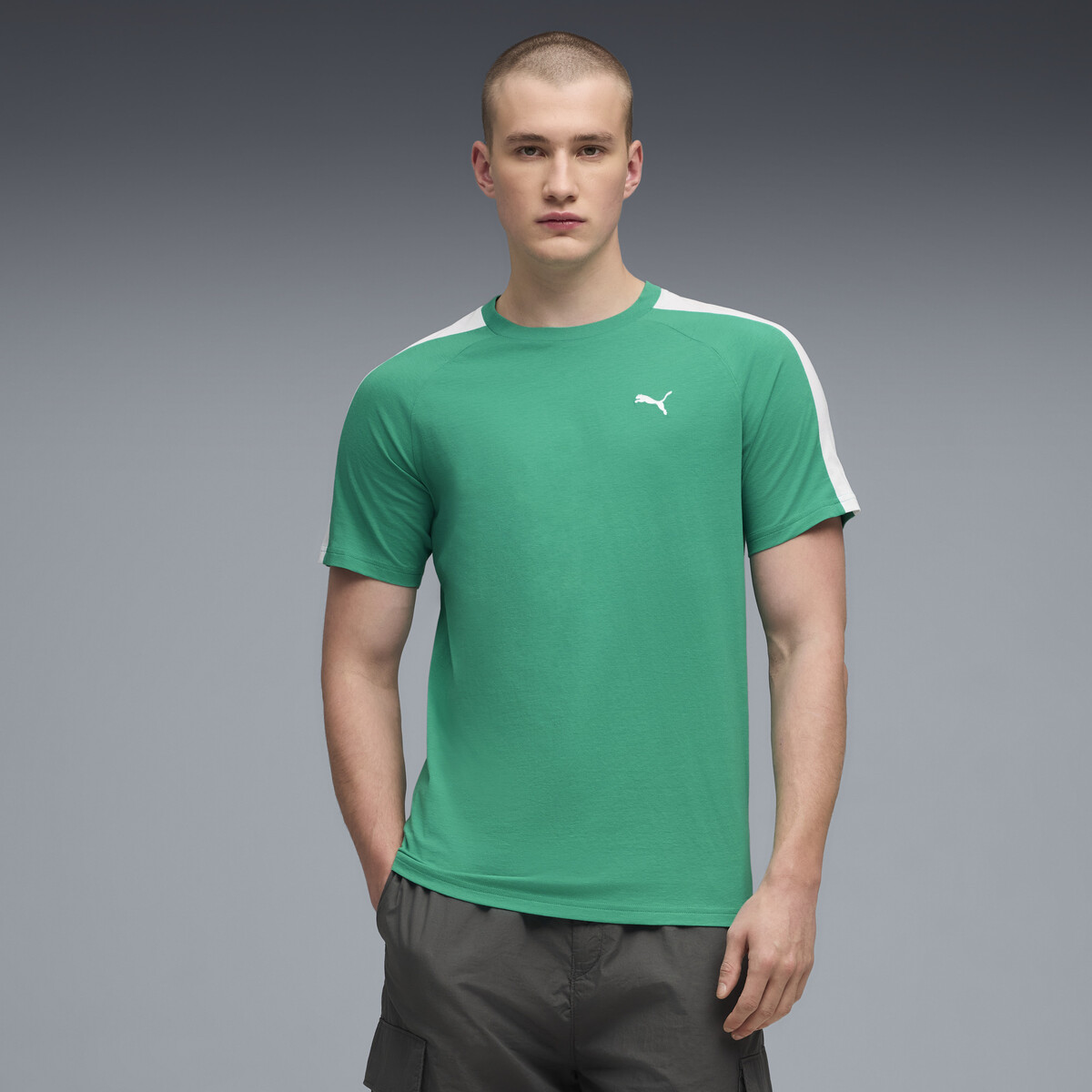 T7 T-Shirt Men in Vibrant Green by PUMA, Medium