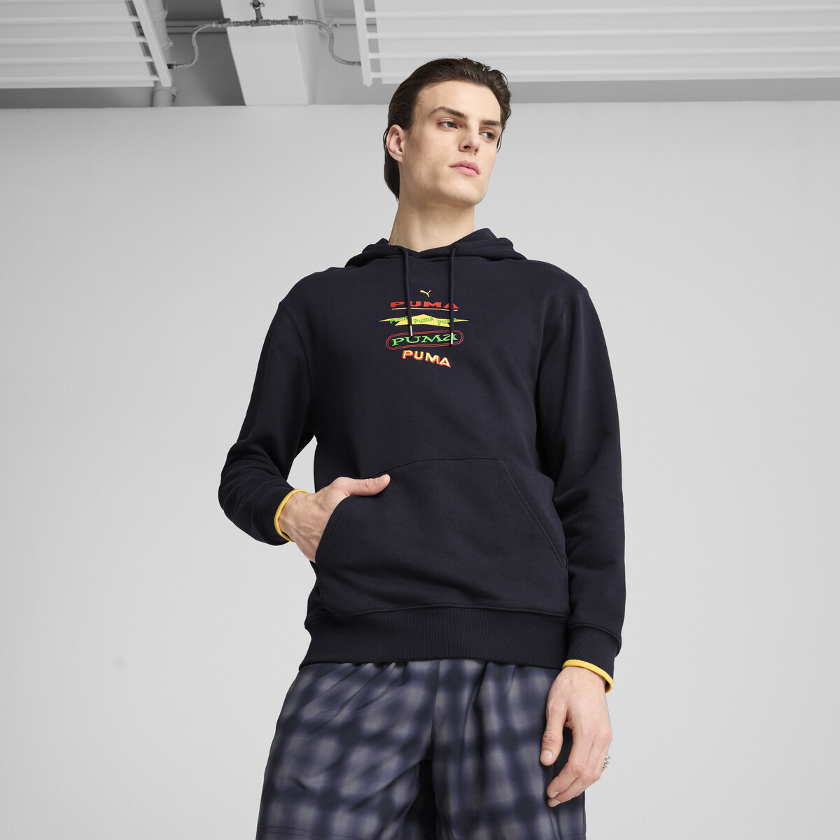 Wardrobe Essentials Graphic Hoodie Men in New Navy by PUMA, XL