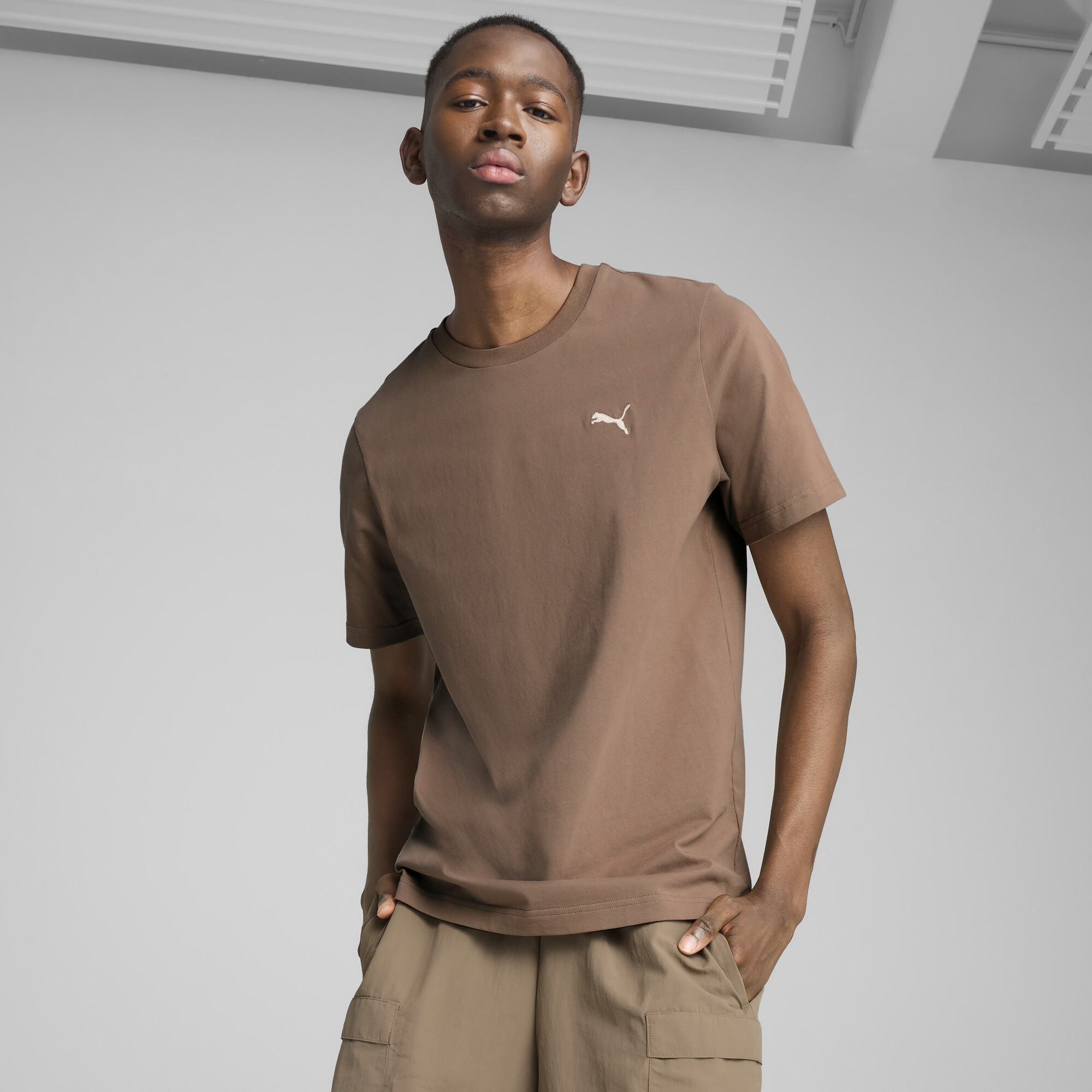 Puma WARDROBE ESS T-Shirt Herren | Mit Plain | Totally Taupe | Größe: M