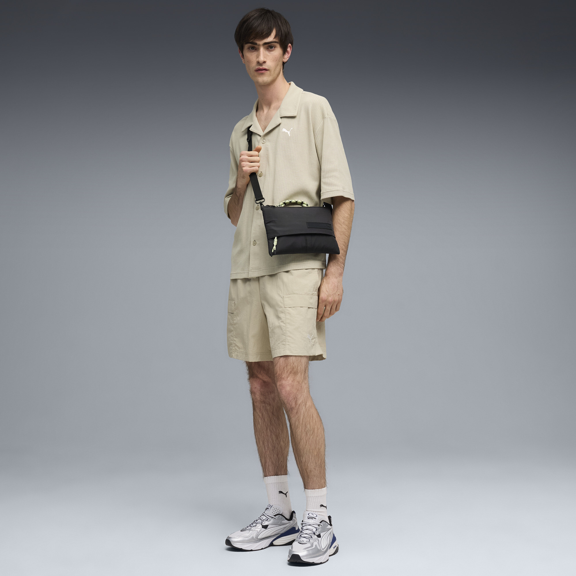 PUMA WARDROBE ESS Relaxed cargoshort voor Heren, Beige/Grijs, Maat XL thumbnail 4