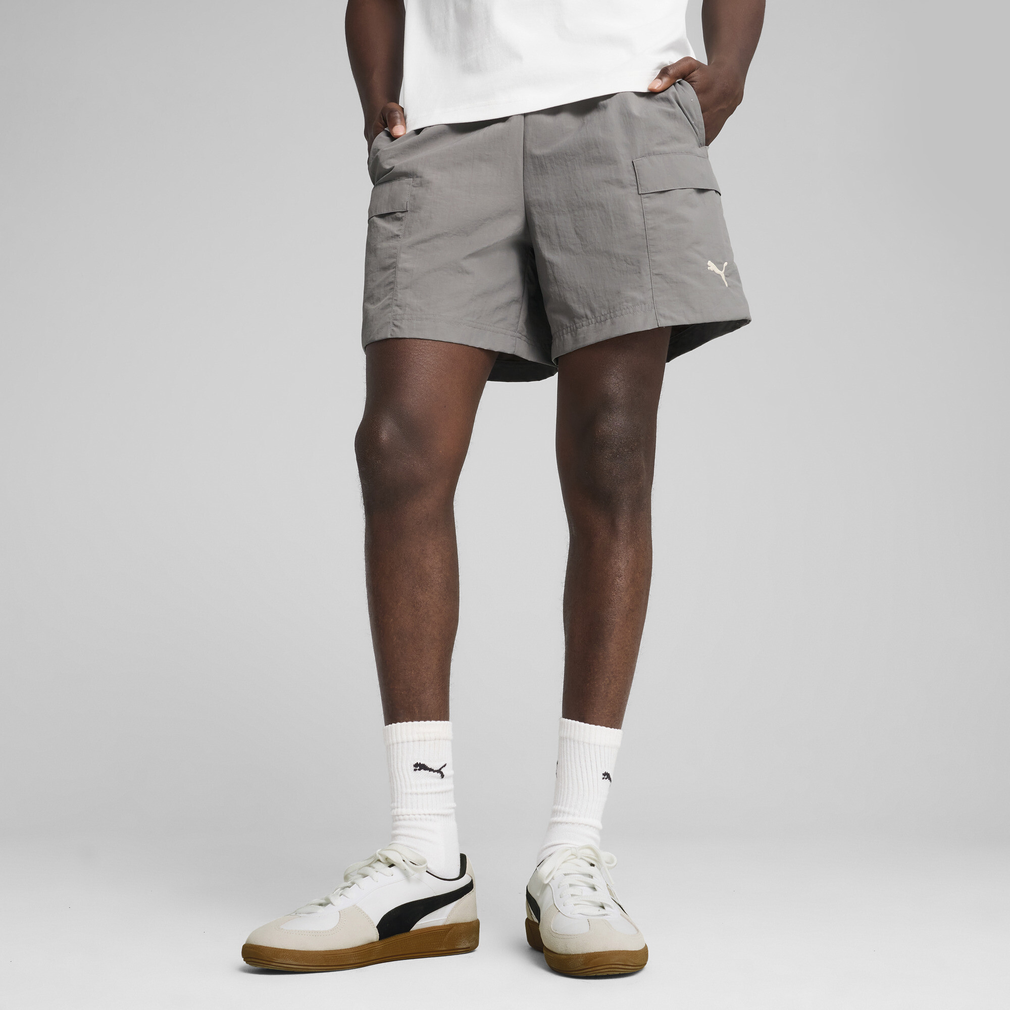 Puma Wardrobe Essentials Men's Relaxed 6" Cargo Shorts In Gray