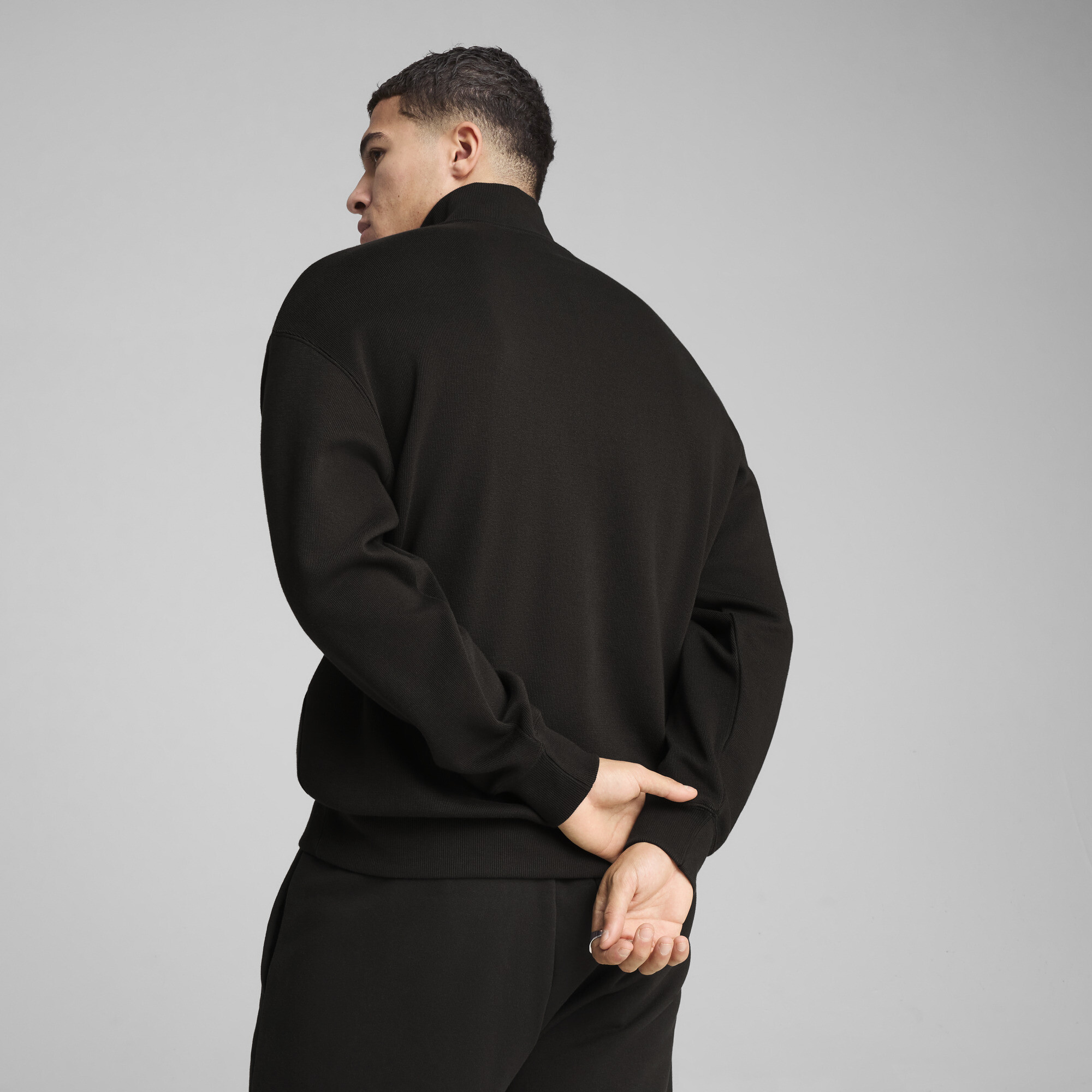 PUMA Wardrobe Essentials Men's Relaxed Half-Zip Crew - Picture 13 of 14