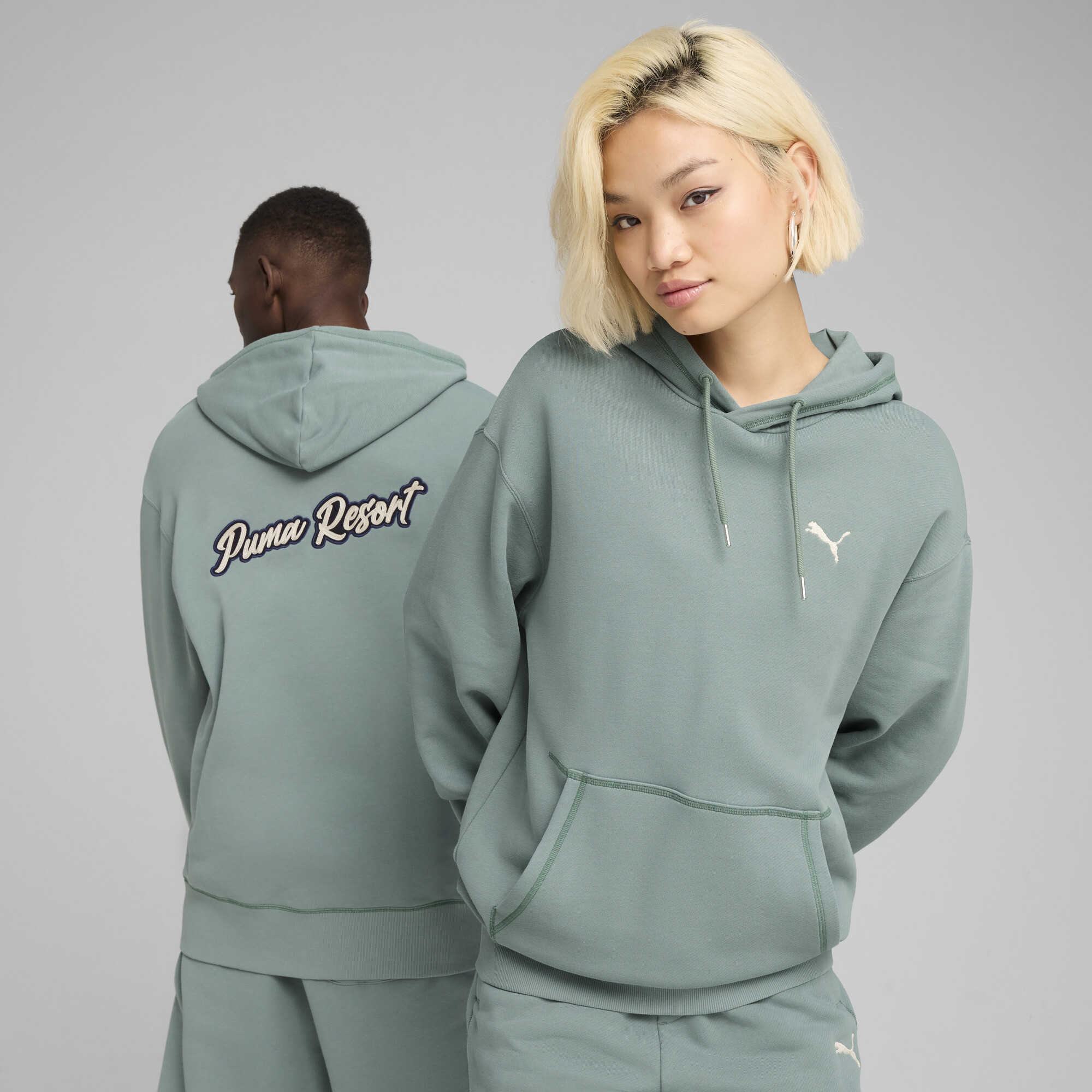 Puma PREMIUM ESS Relaxed Graphic Hoodie Unisex | Mit Print | Green Moon | Größe: S