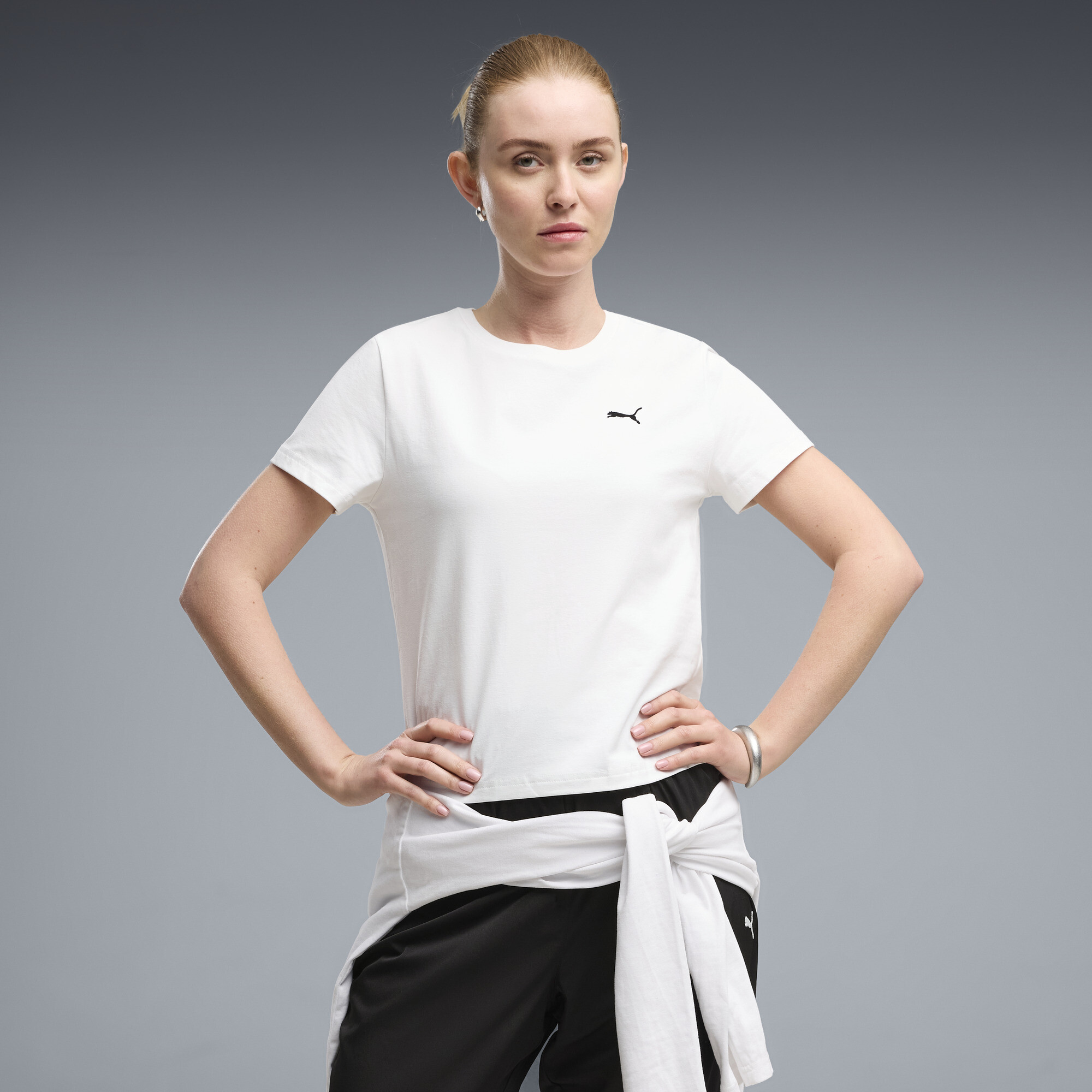 Polera semi-ajustada Essentials para mujer