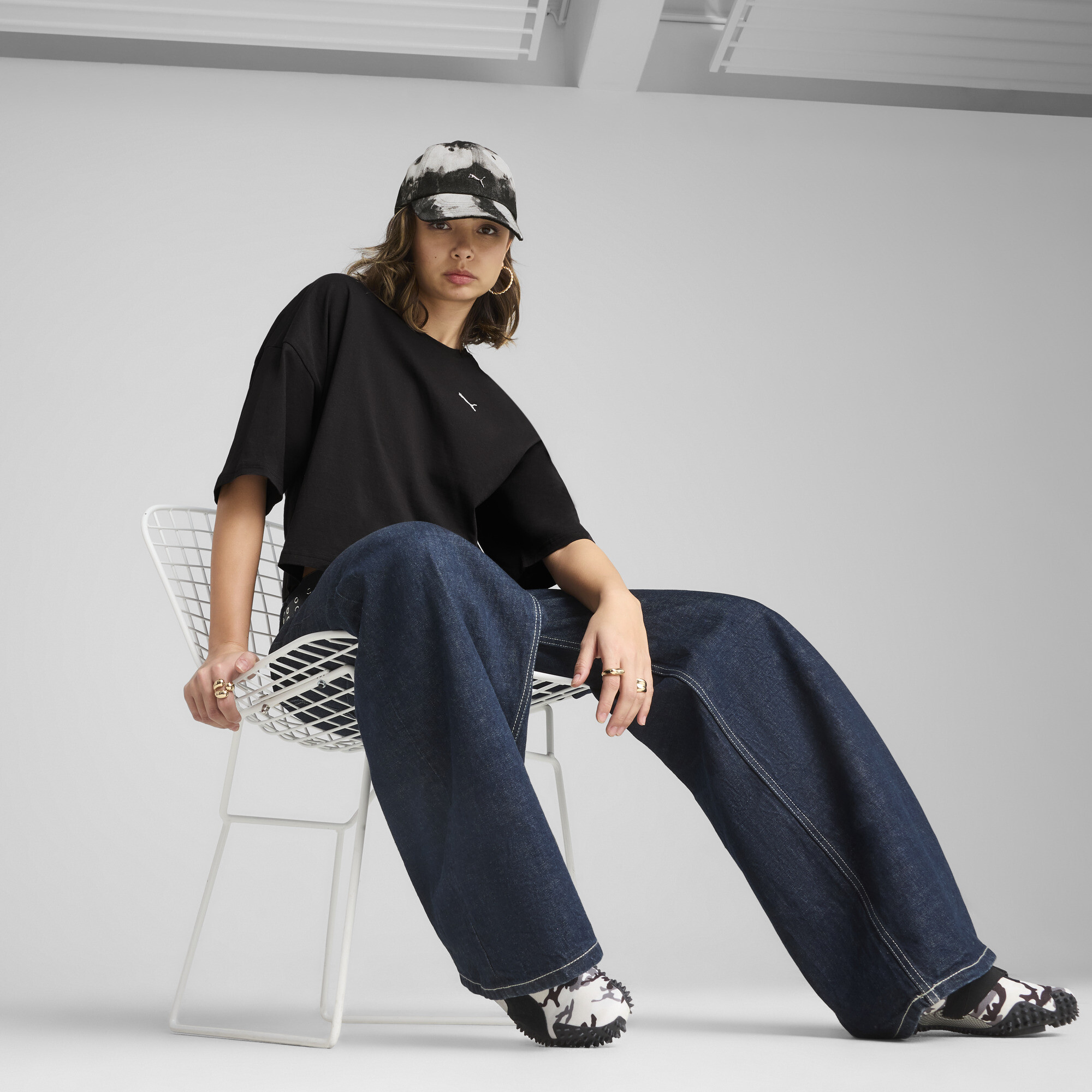 PUMA WARDROBE ESS oversized kort T-shirt voor Dames, Zwart, Maat M thumbnail 4