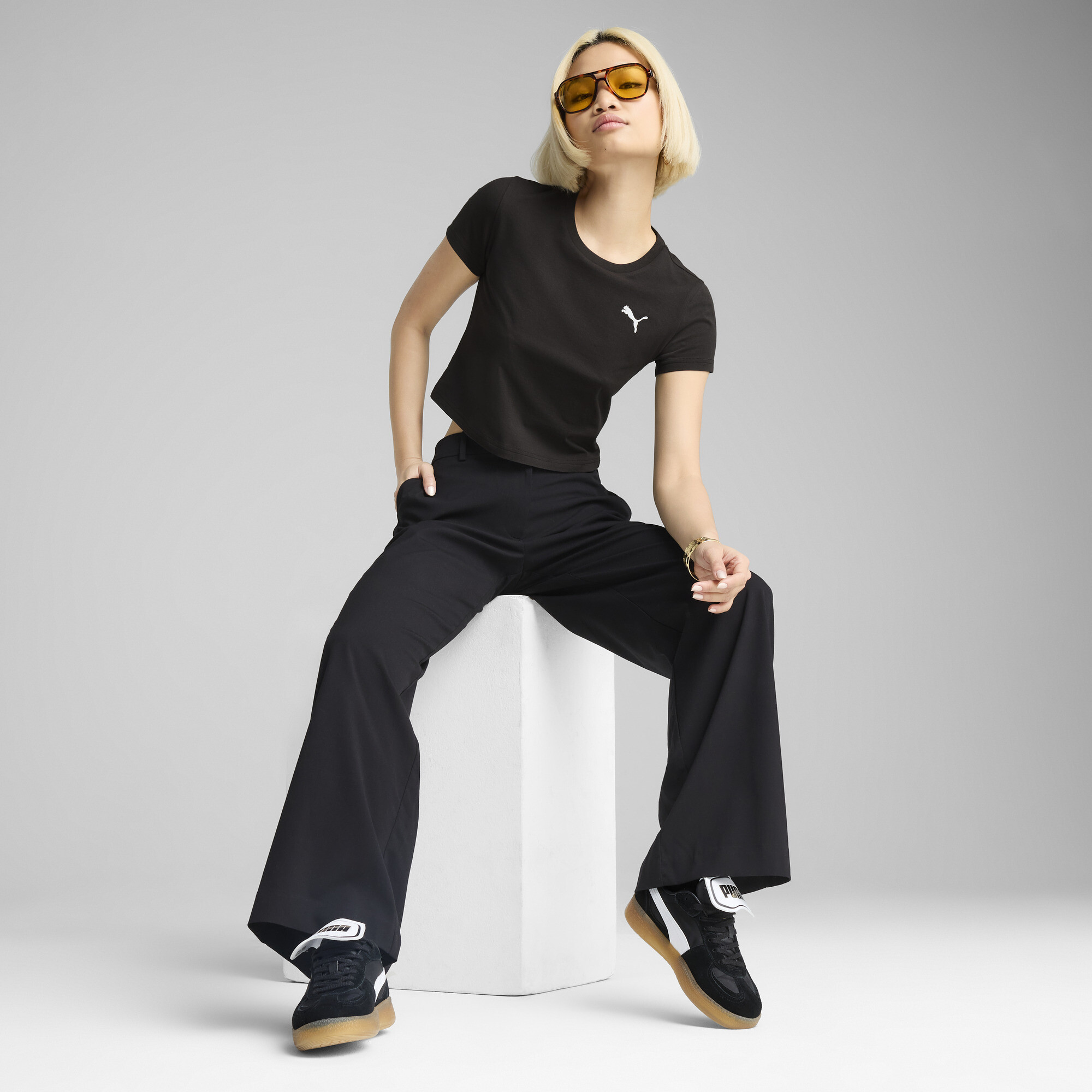 PUMA WARDROBE ESS baby-T-shirt voor Dames, Zwart, Maat L thumbnail 4