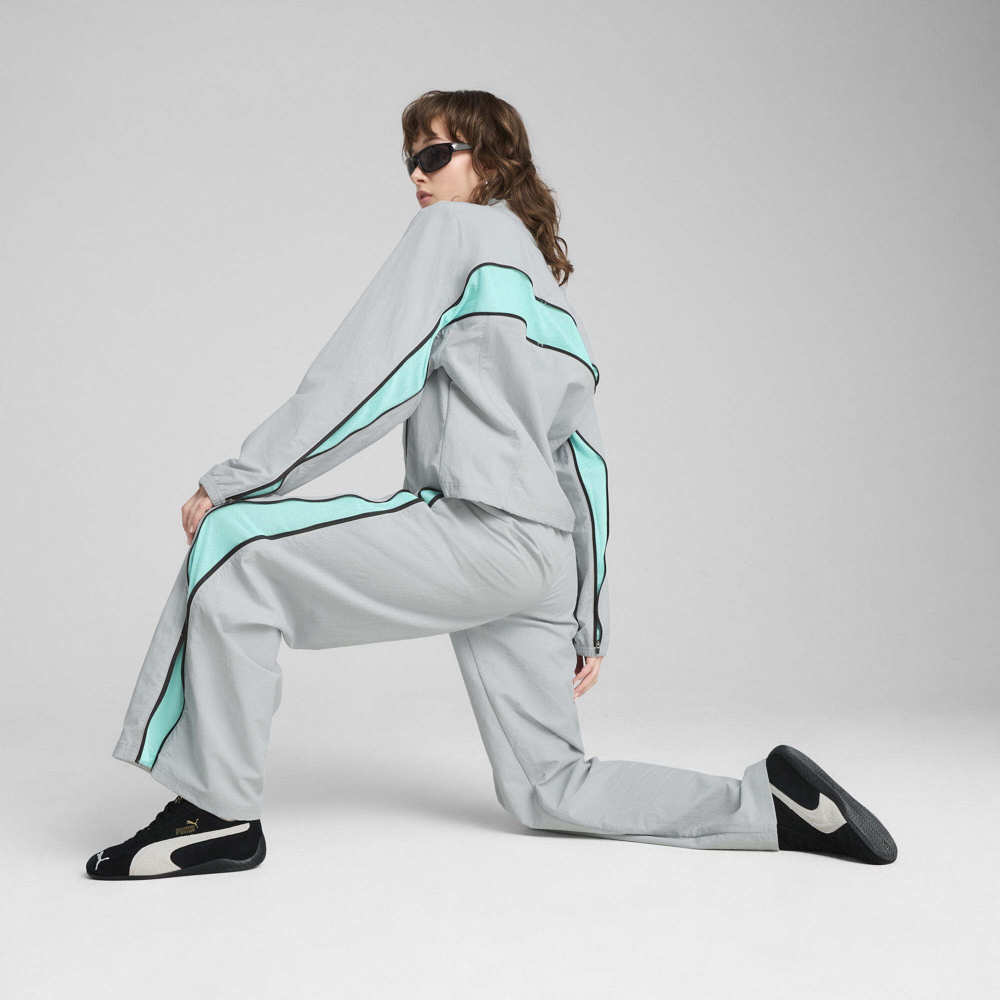 PUMA Dare To Women's Oversized Full-Zip Woven Jacket - Picture 18 of 21