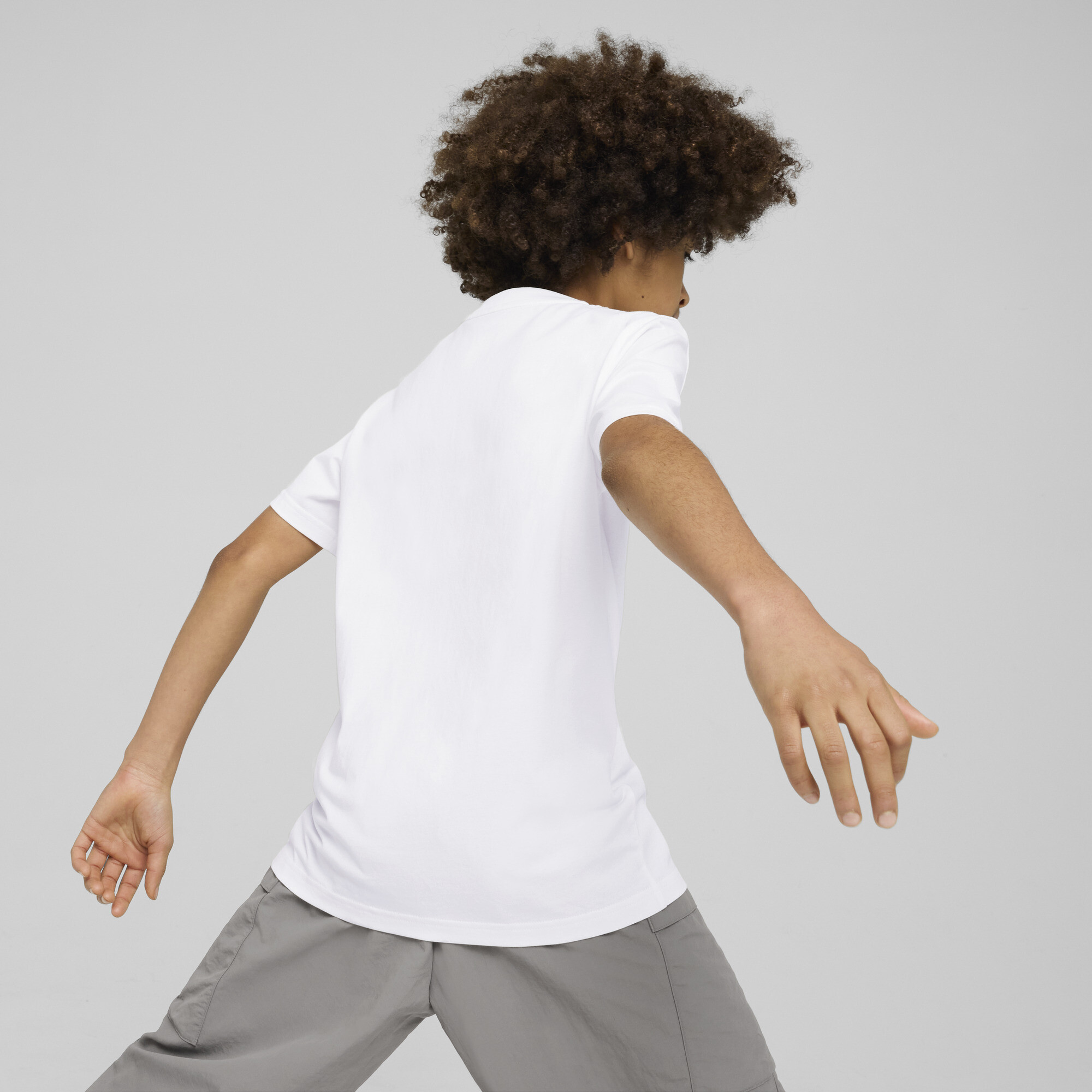 PUMA WARDROBE ESS T-shirt voor Heren, Wit, Maat 13-14Y thumbnail 5