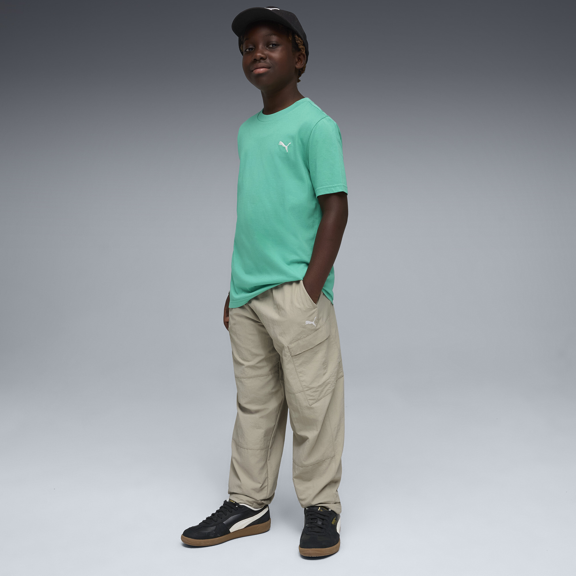 PUMA WARDROBE ESS T-shirt voor Heren, Groen, Maat 7-8Y thumbnail 4