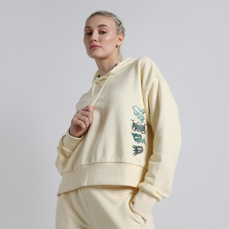 

Women's PUMA CLASSICS BRAND LOVE Relaxed Fit Hoodie