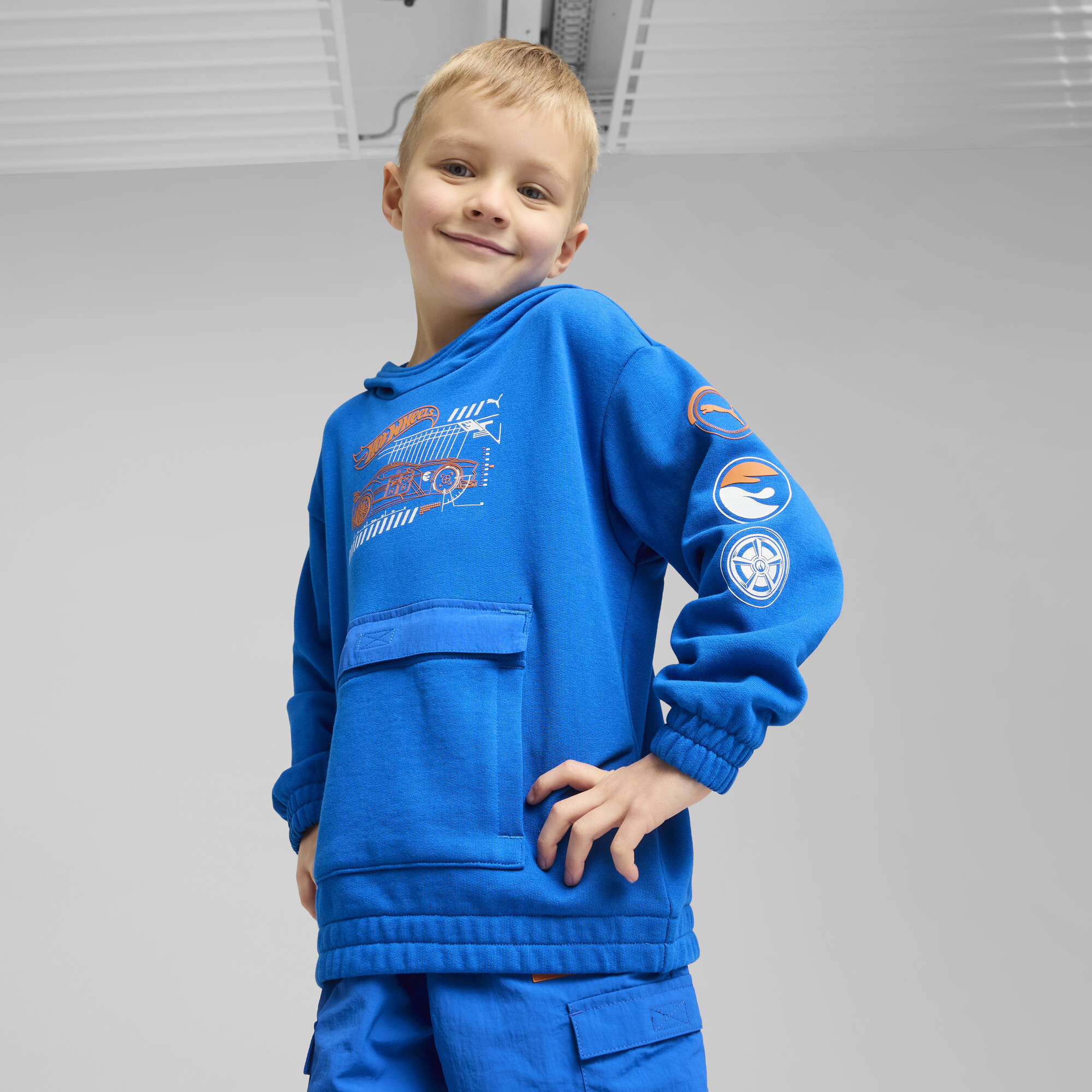 PUMA x HOT WHEELS™ Little Kids' Relaxed Graphic Hoodie - Picture 13 of 15