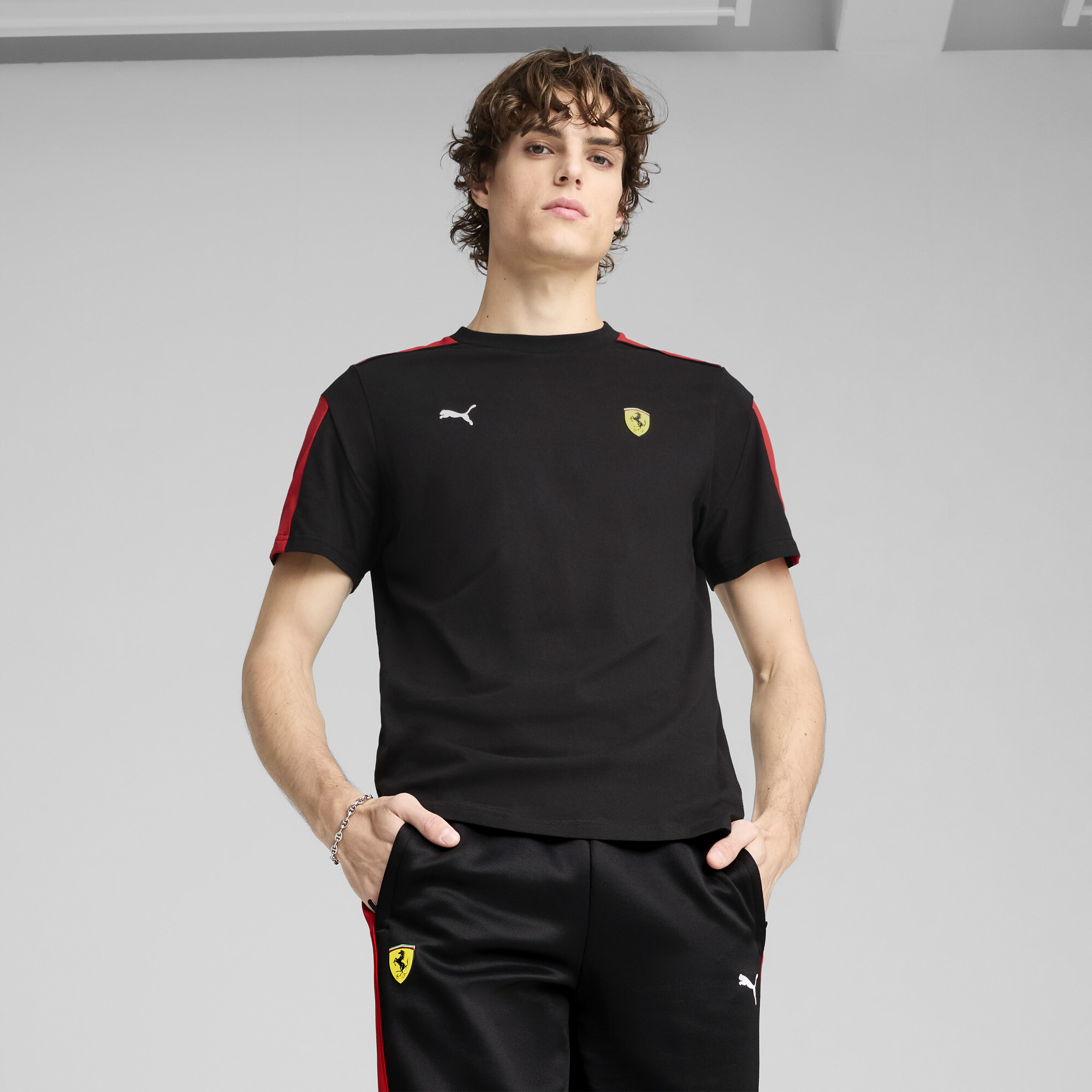 Puma Scuderia Ferrari HP Race MT7 T-Shirt für Herren | Mit Color Blocking | Black | Größe: L