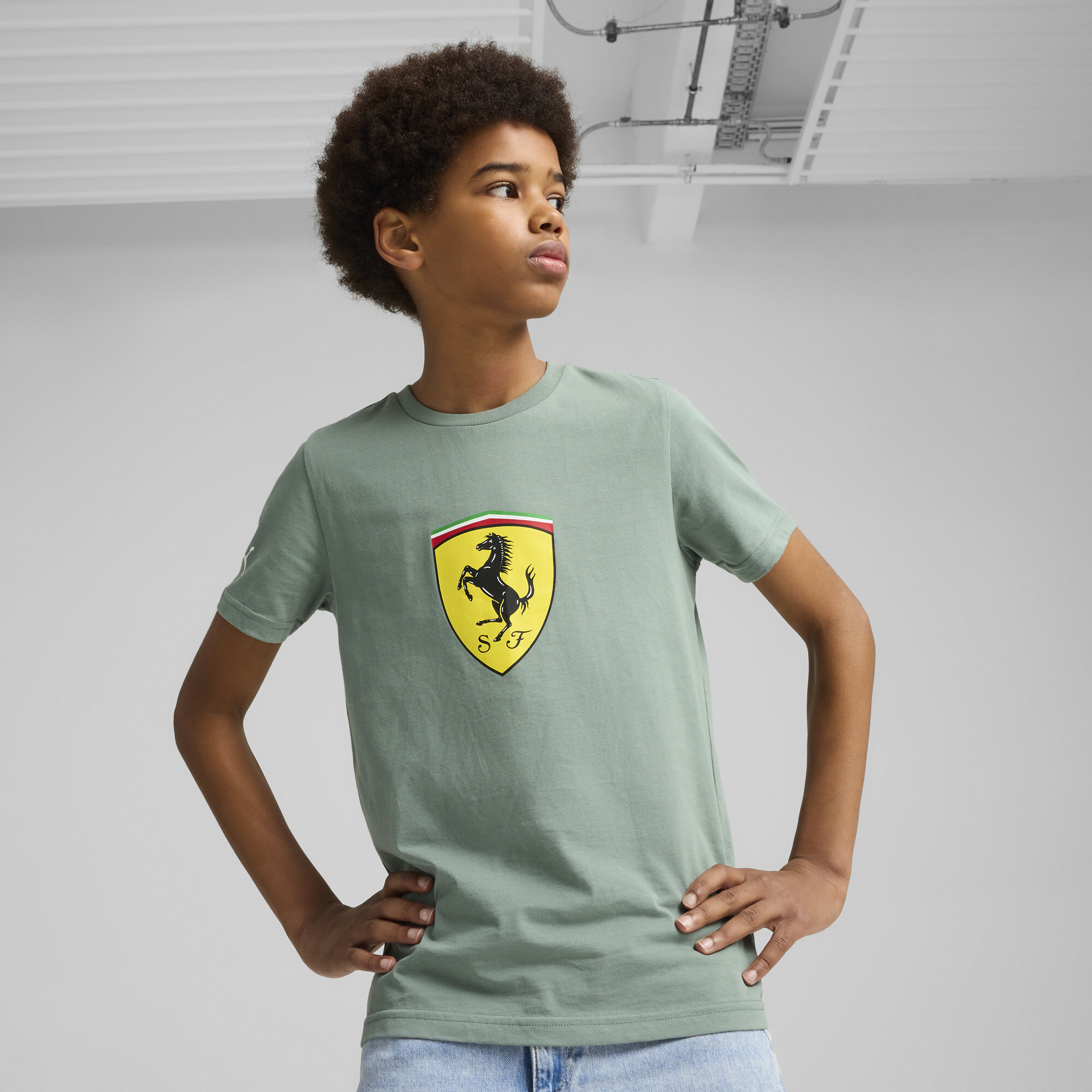 Puma Scuderia Ferrari HP Race Colored Big Shield T-Shirt Teenager Für Für Kinder | Mit Plain | Green Moon | Größe: 13-14...