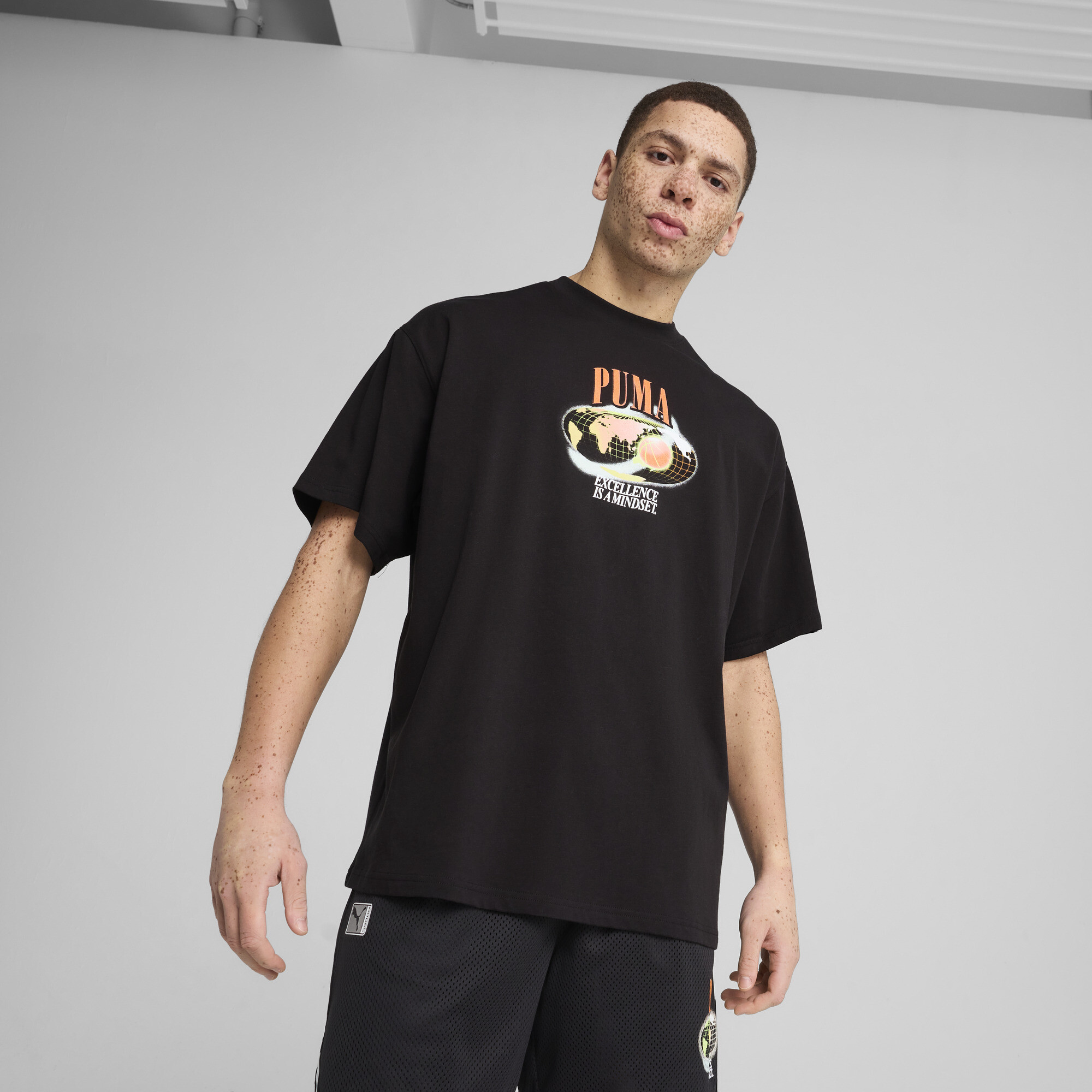トップス PUMA Camiseta Hoop Dreamz Oversized IV Unissex | black | PUMA