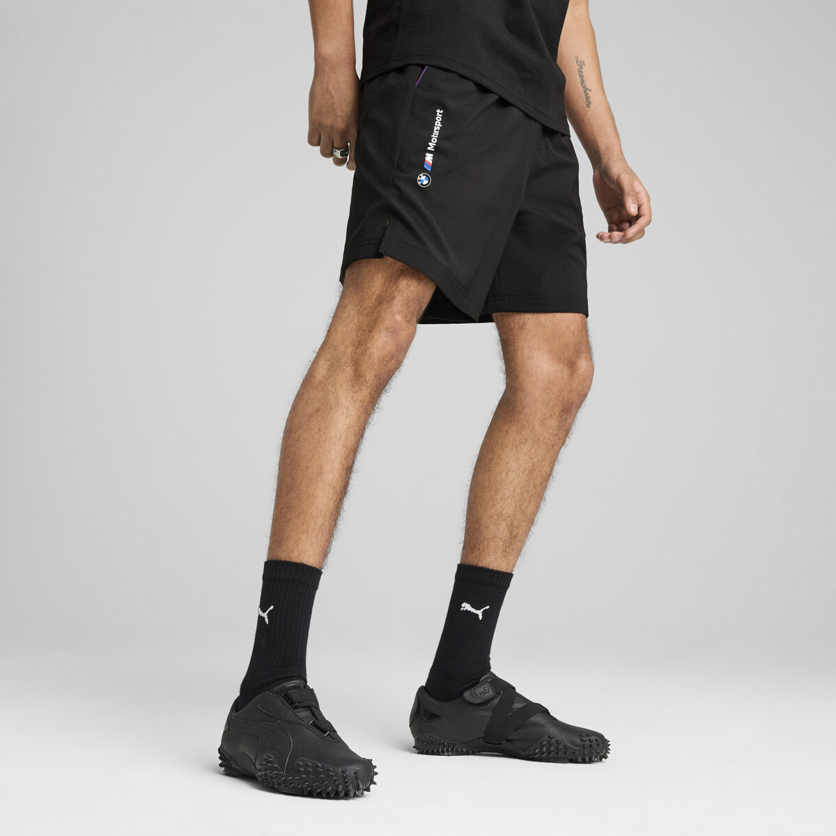 BMW M Motorsport Essentials+ 7-inch Woven Shorts Men in Black by PUMA, Small