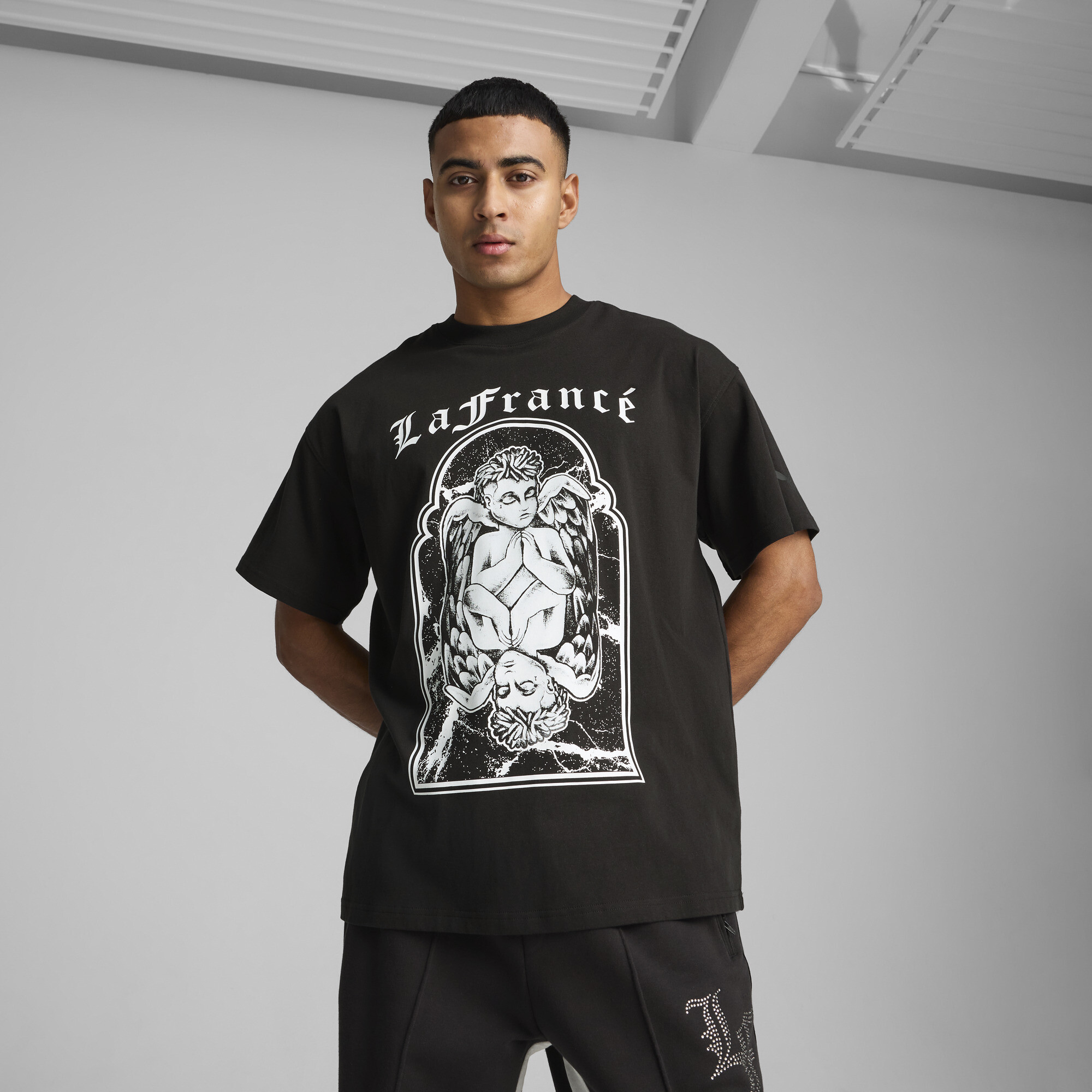 Puma HOOPS x LAFRANCÉ Written in Chrome T-Shirt Unisex | Mit Plain | Black | Größe: L