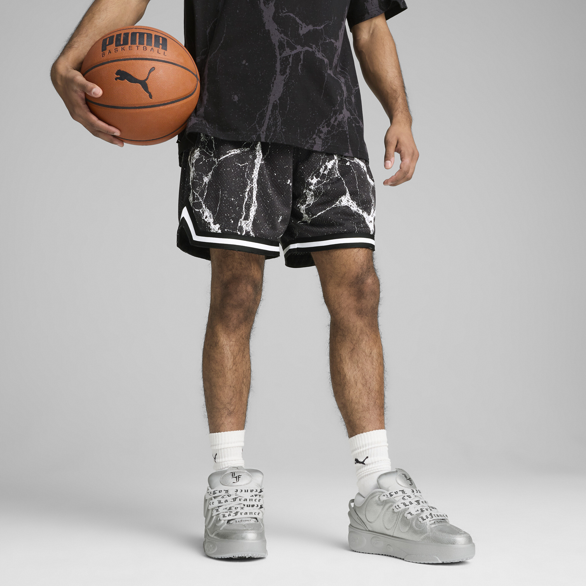 Puma HOOPS x LAFRANCÉ Written in Chrome Basketballshorts Herren | Mit Print | Black/White/Aop | Größe: 3XL