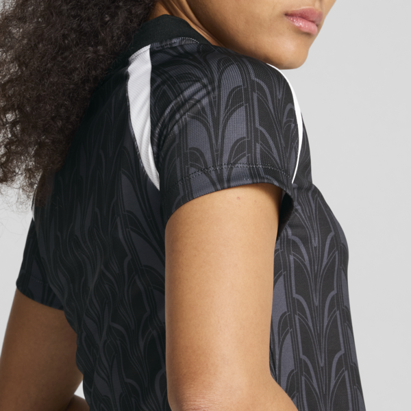 Playera de fútbol estilo baby tee para mujer, PUMA Black, large-MEX