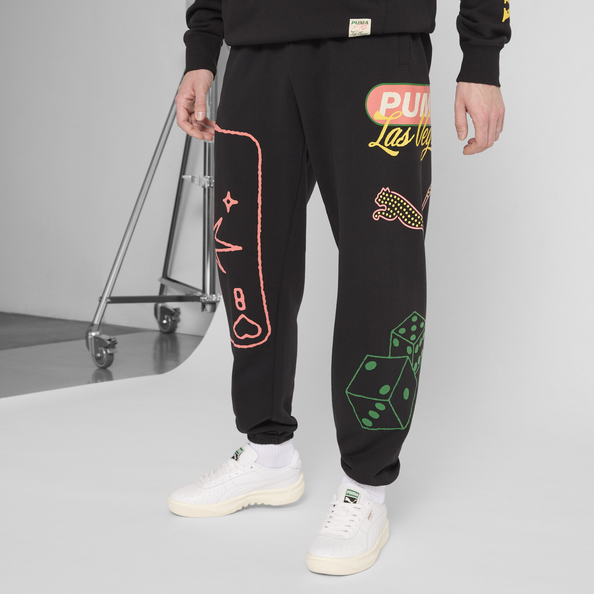 PUMA WARDROBE ESS LV SWEATPANT TR
