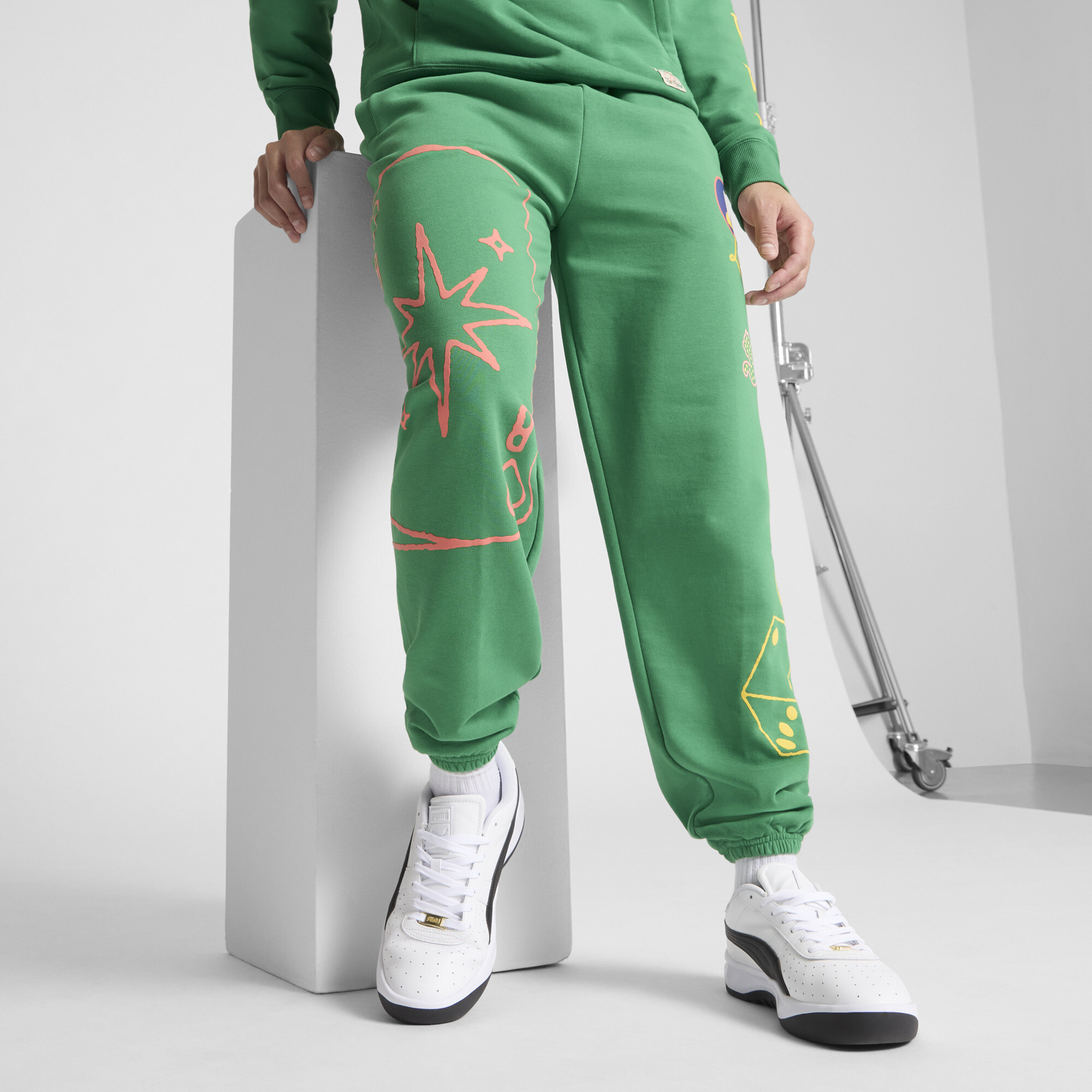 PUMA WARDROBE ESS LV SWEATPANT TR