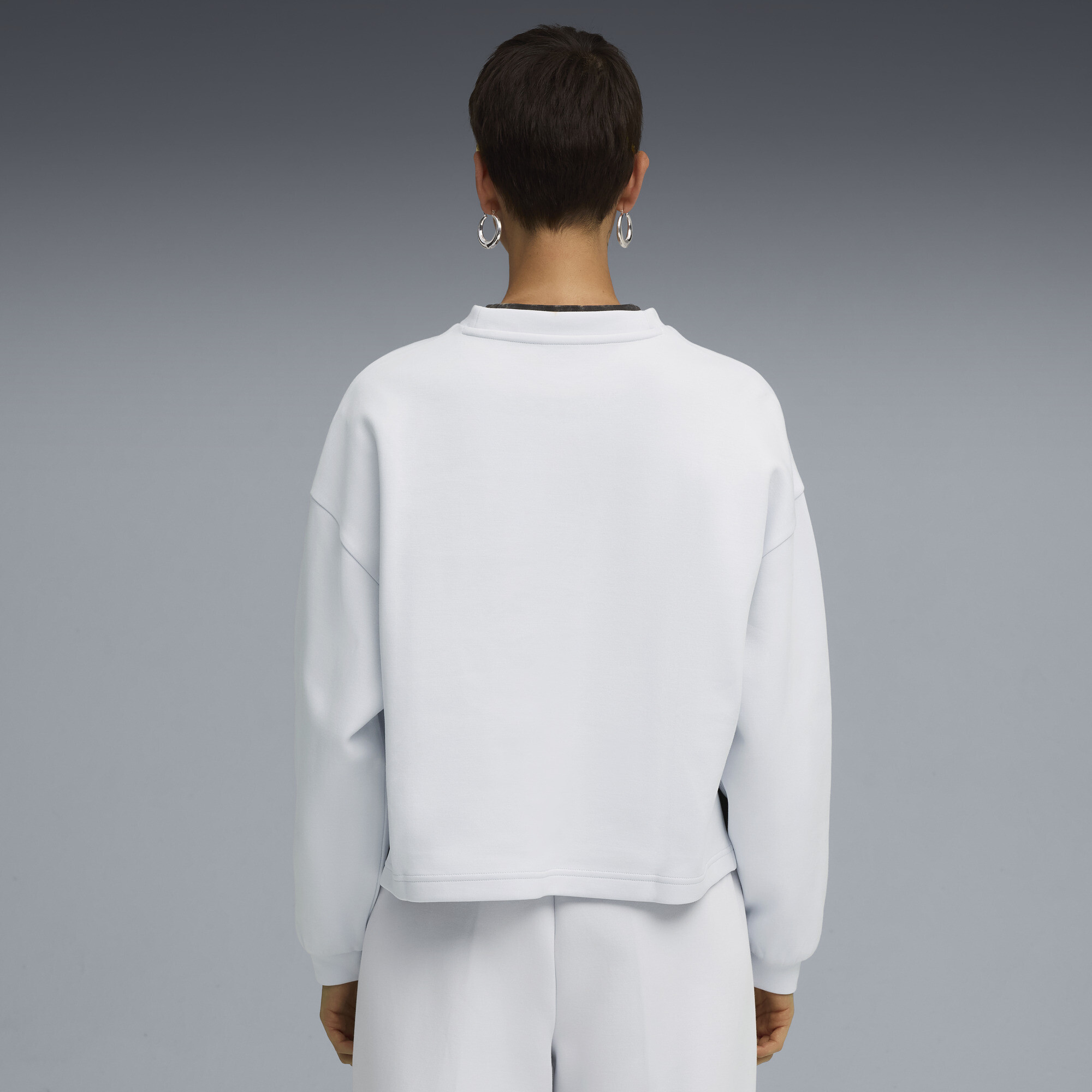 PUMA Wardrobe Essentials oversized top met ronde hals voor Dames, Zilver, Maat XS thumbnail 5