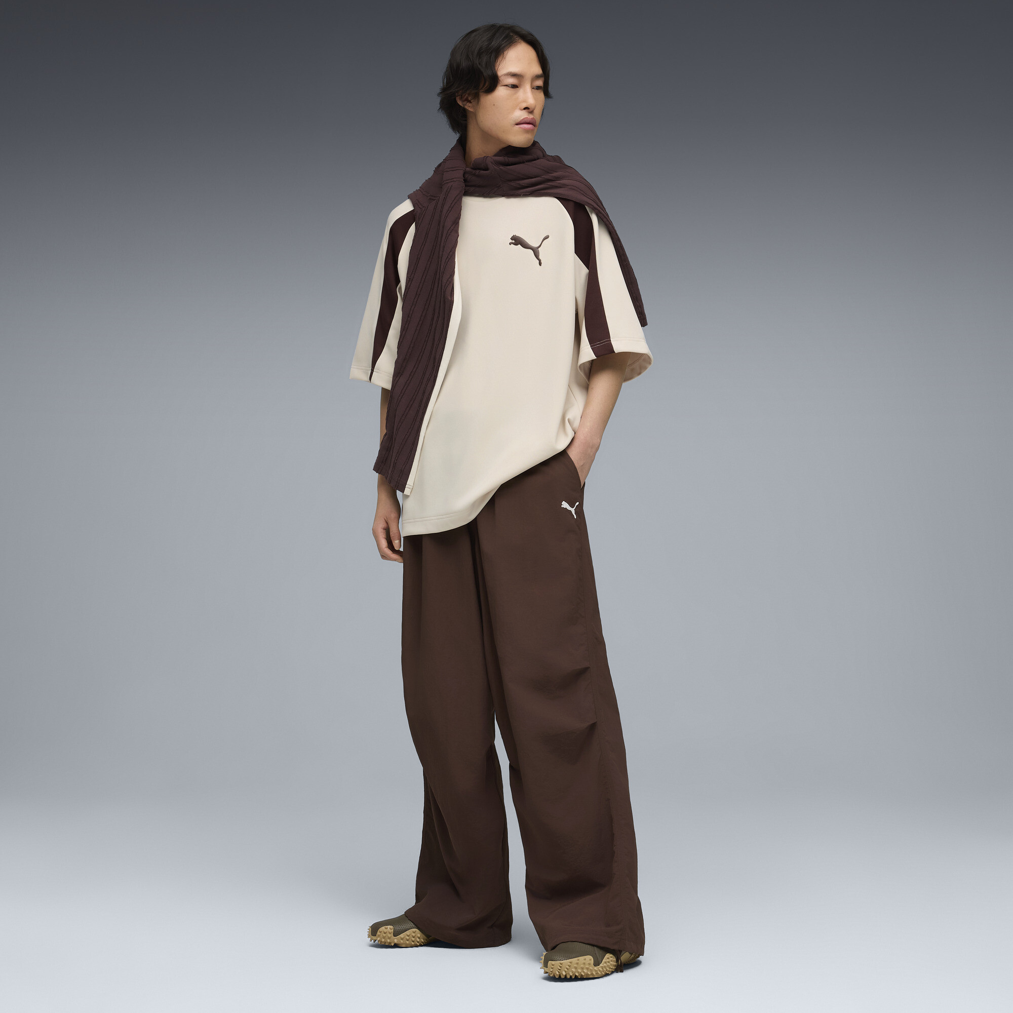 PUMA Wardrobe Essentials oversized parachutebroek voor Heren, Bruin, Maat XXL thumbnail 4