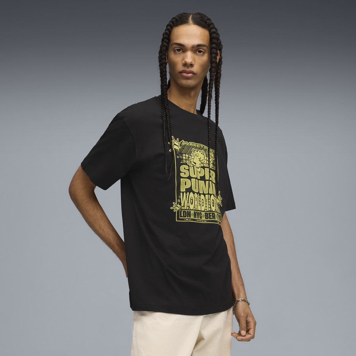 Graphic SUPER PUMA World Tour Relaxed T-Shirt Men in Black, XL