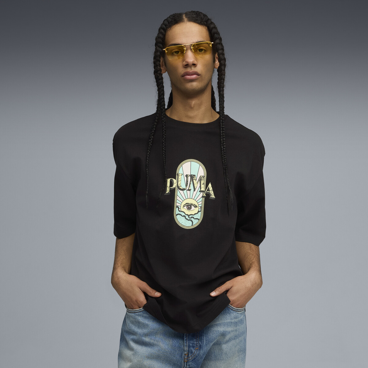 Graphic PUMA Fest Boxy T-Shirt Men in Black, Large