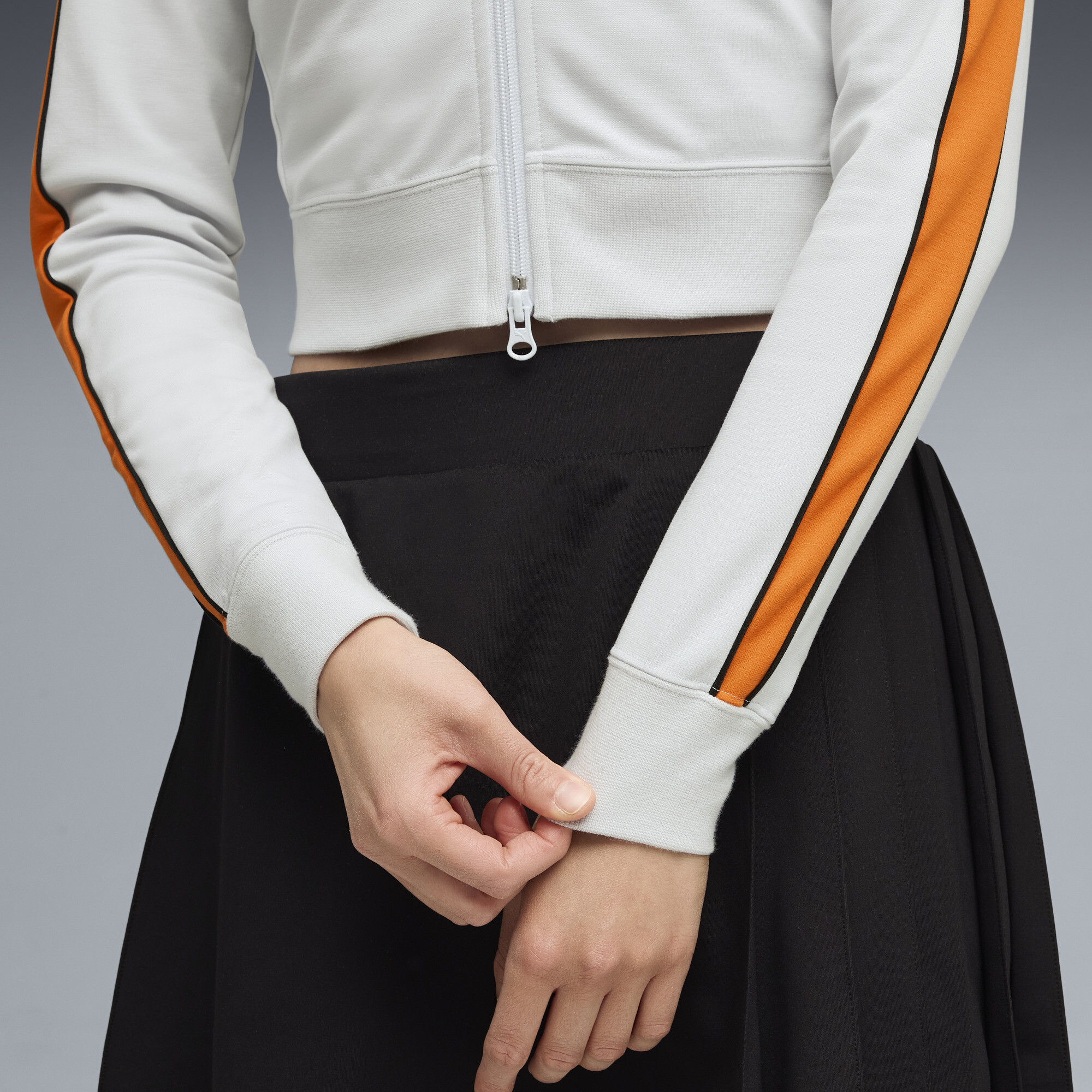 FUTURE.PUMA.ARCHIVE T7 slim cropped trainingsjack voor Dames, Oranje/Zilver, Maat L thumbnail 7