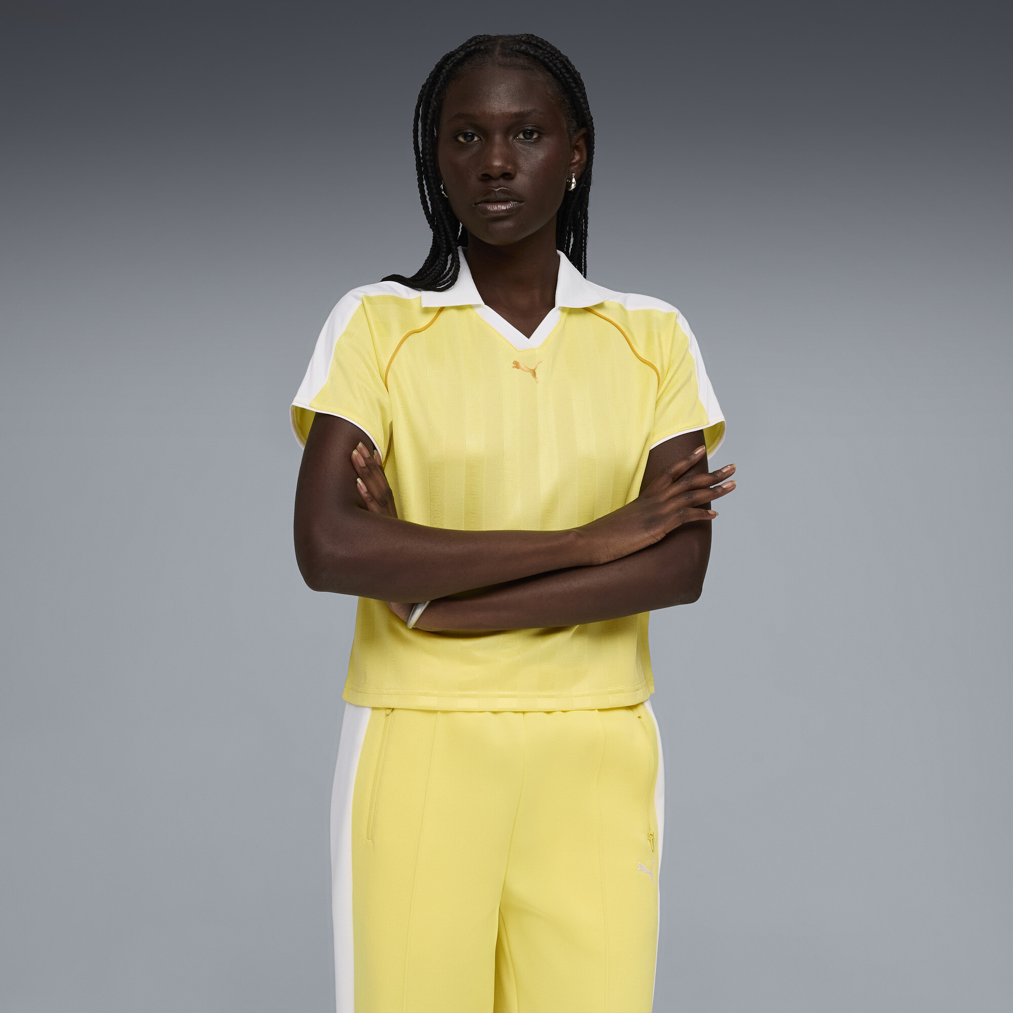 PUMA T7 Women's Soccer Jersey Shoes in Yellow, Size M